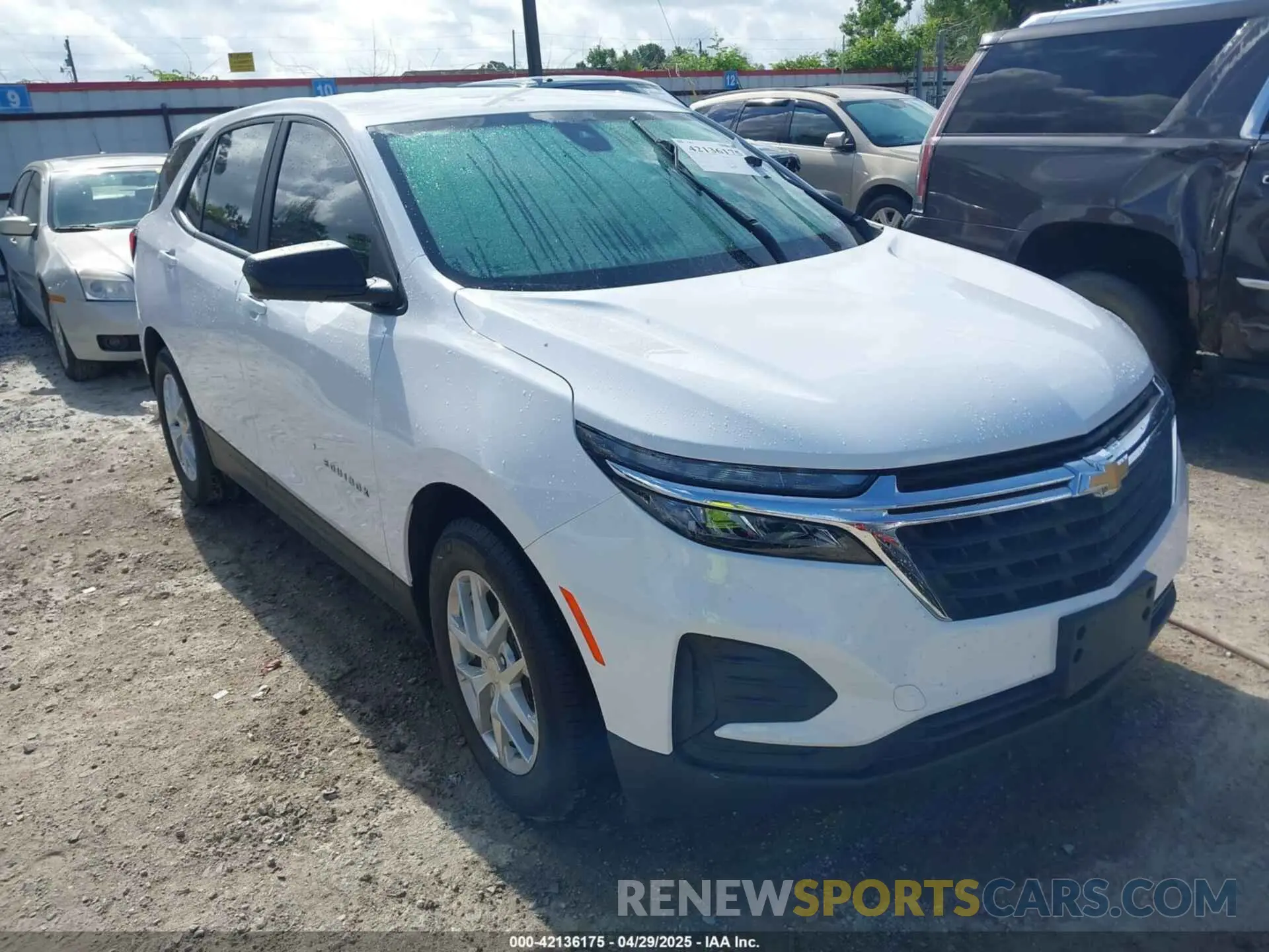 1 Photograph of a damaged car 3GNAXHEG3PL149186 CHEVROLET EQUINOX 2023