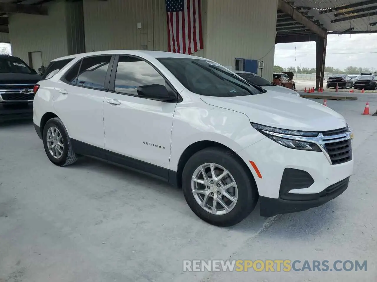 4 Photograph of a damaged car 3GNAXHEG4PL224431 CHEVROLET EQUINOX 2023