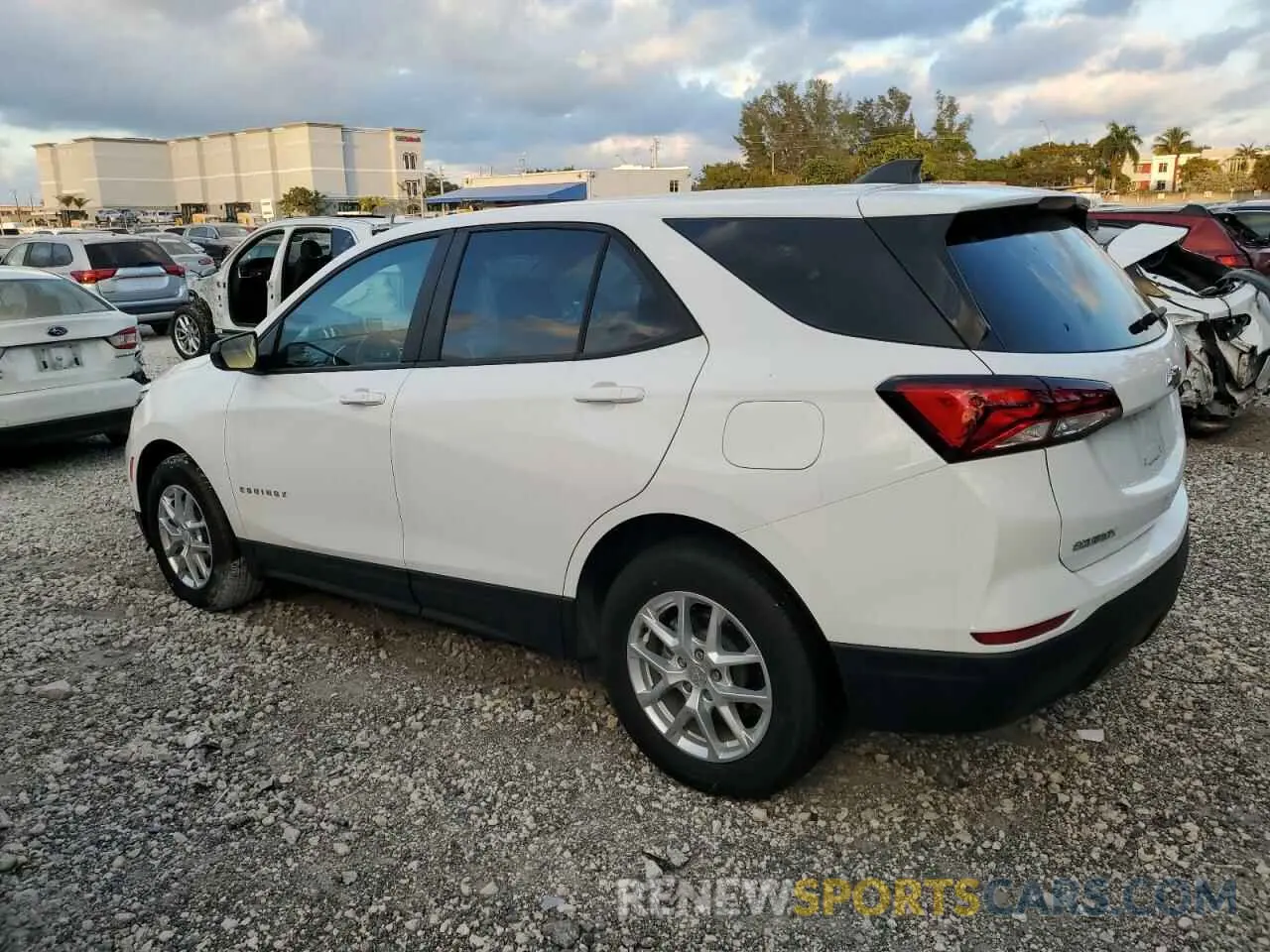 2 Photograph of a damaged car 3GNAXHEG5PL176759 CHEVROLET EQUINOX 2023