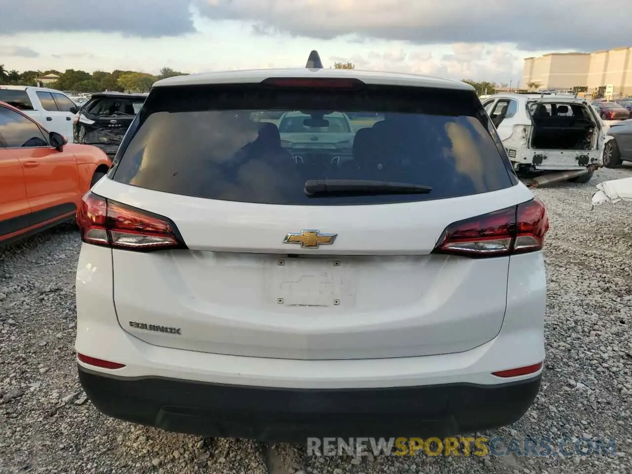6 Photograph of a damaged car 3GNAXHEG5PL176759 CHEVROLET EQUINOX 2023