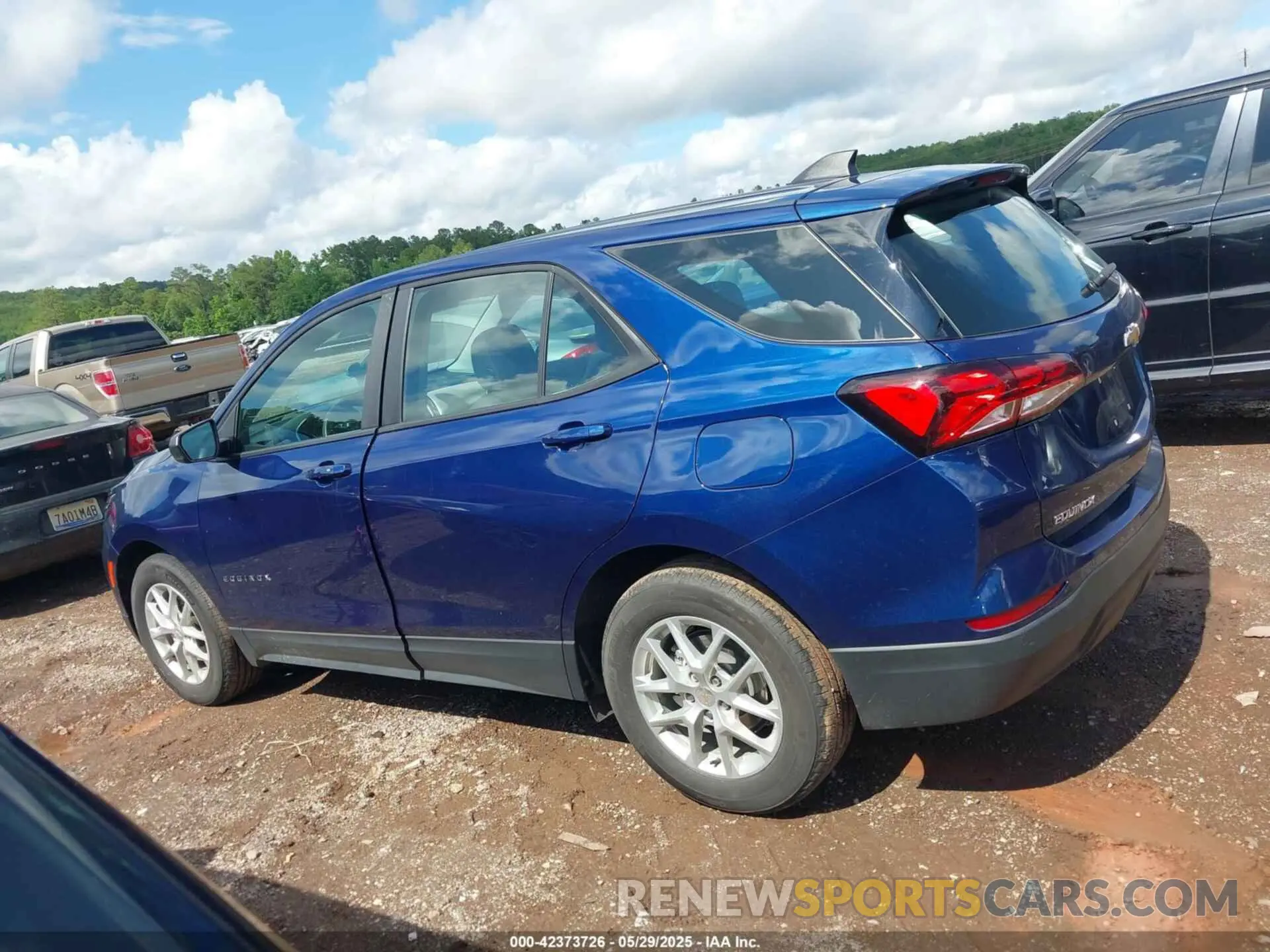 14 Photograph of a damaged car 3GNAXHEG5PL199684 CHEVROLET EQUINOX 2023