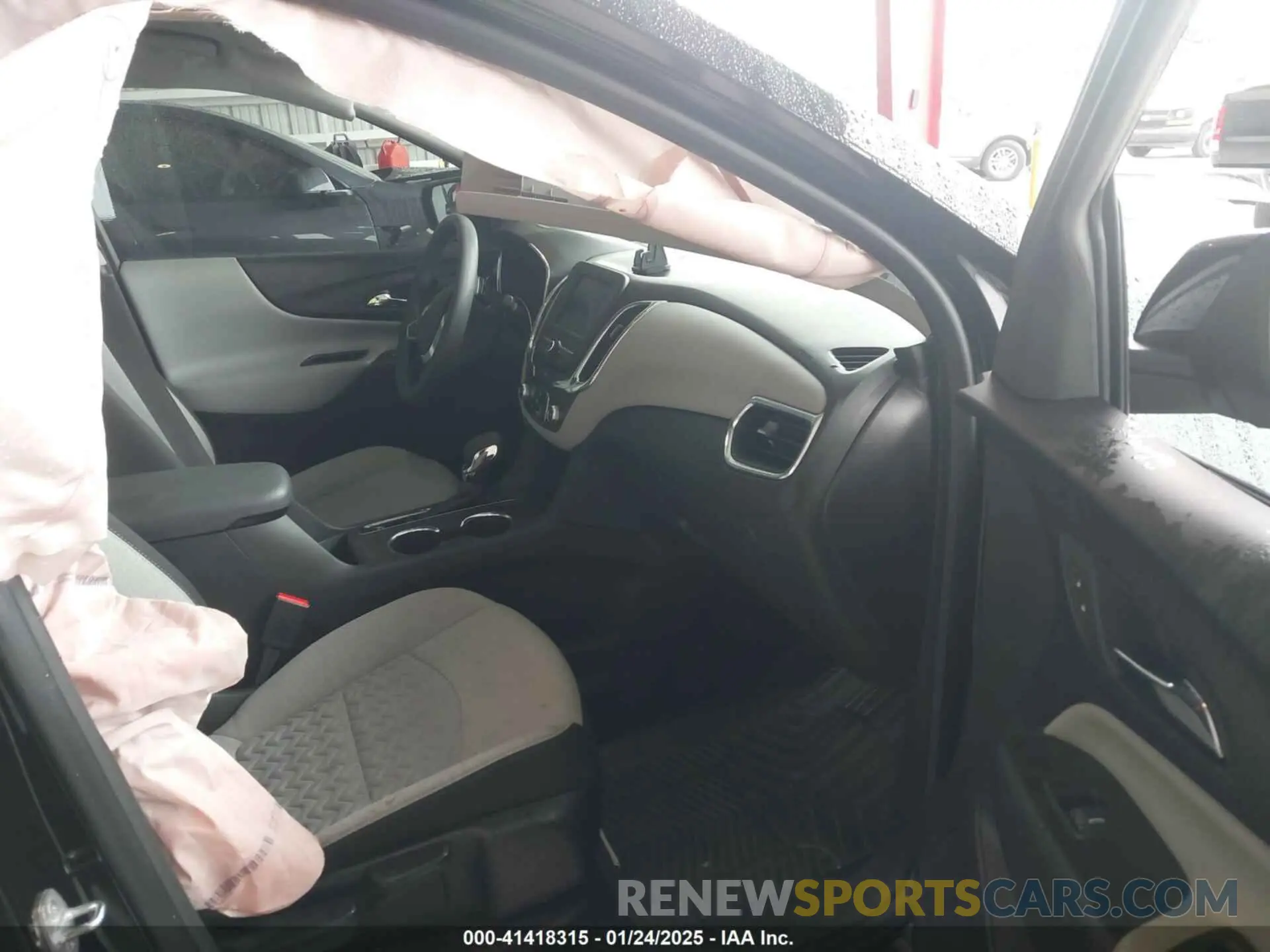 5 Photograph of a damaged car 3GNAXHEG6PL143446 CHEVROLET EQUINOX 2023