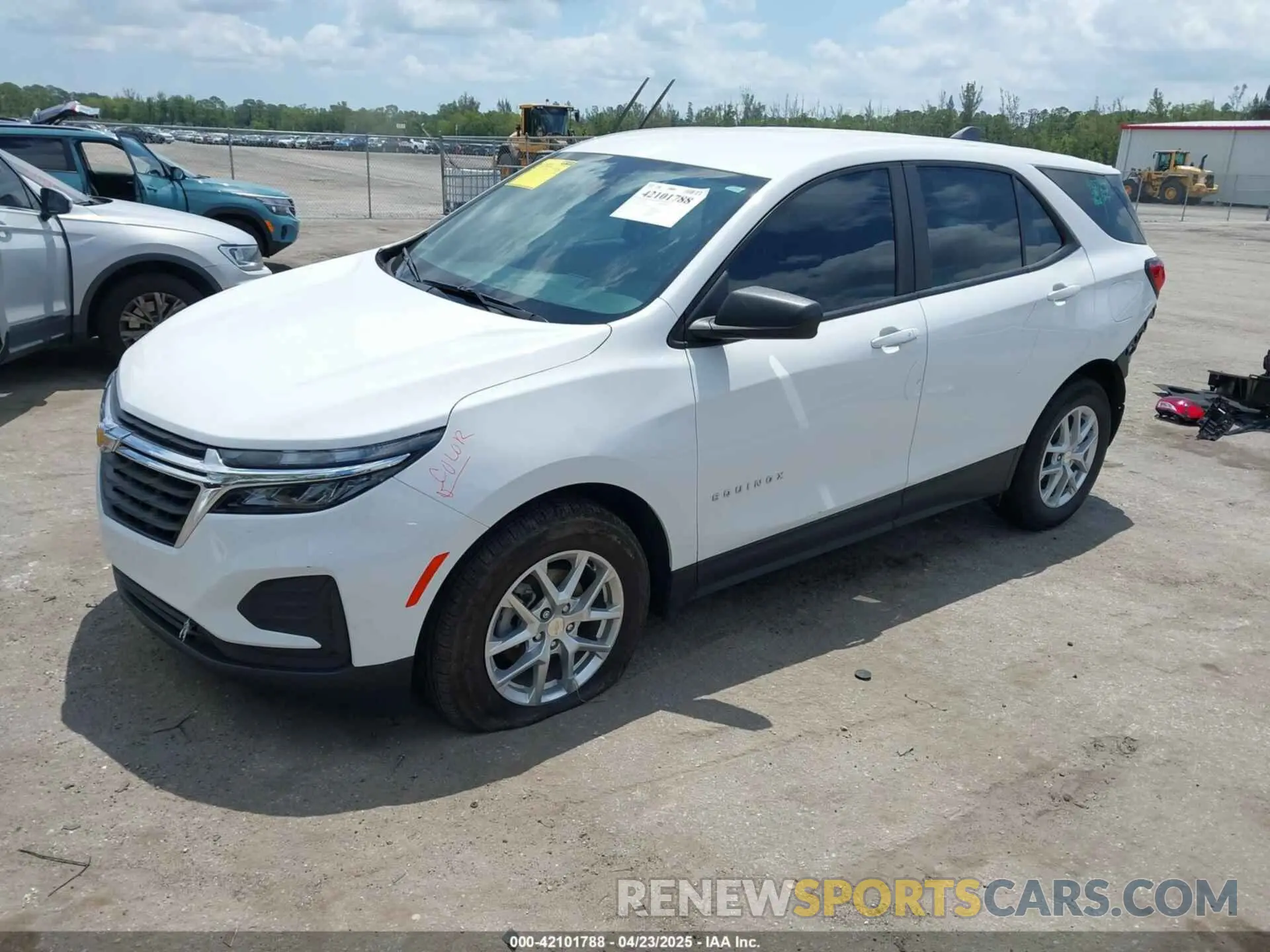 2 Photograph of a damaged car 3GNAXHEG7PL117017 CHEVROLET EQUINOX 2023