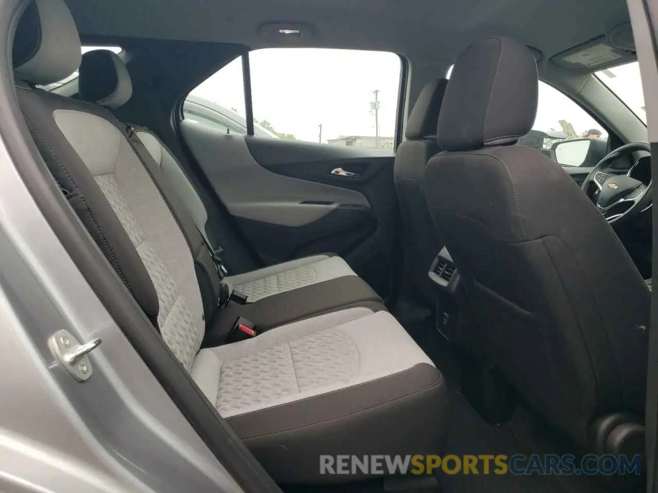 11 Photograph of a damaged car 3GNAXHEG7PL243927 CHEVROLET EQUINOX 2023