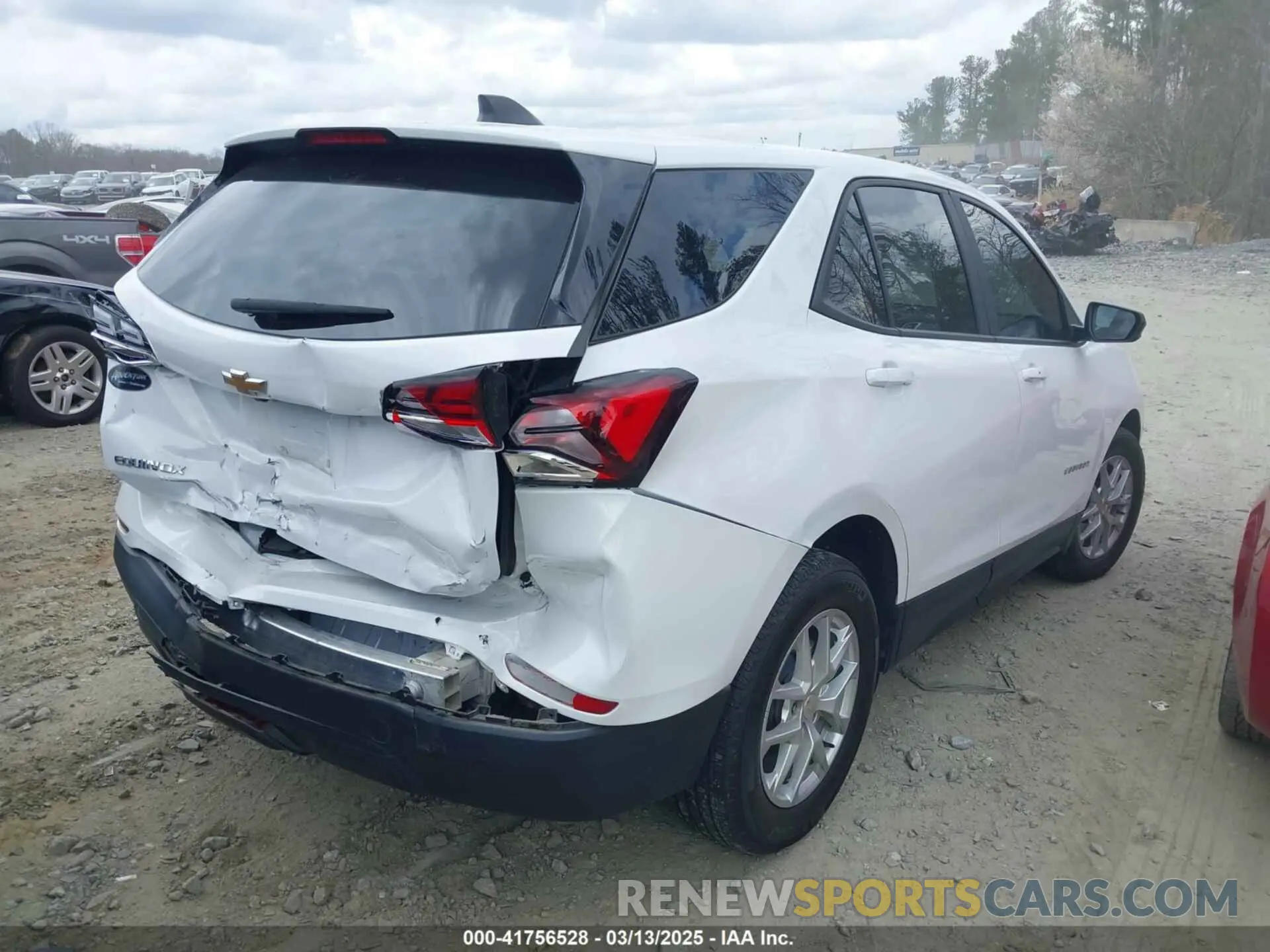 4 Photograph of a damaged car 3GNAXHEG8PL144694 CHEVROLET EQUINOX 2023