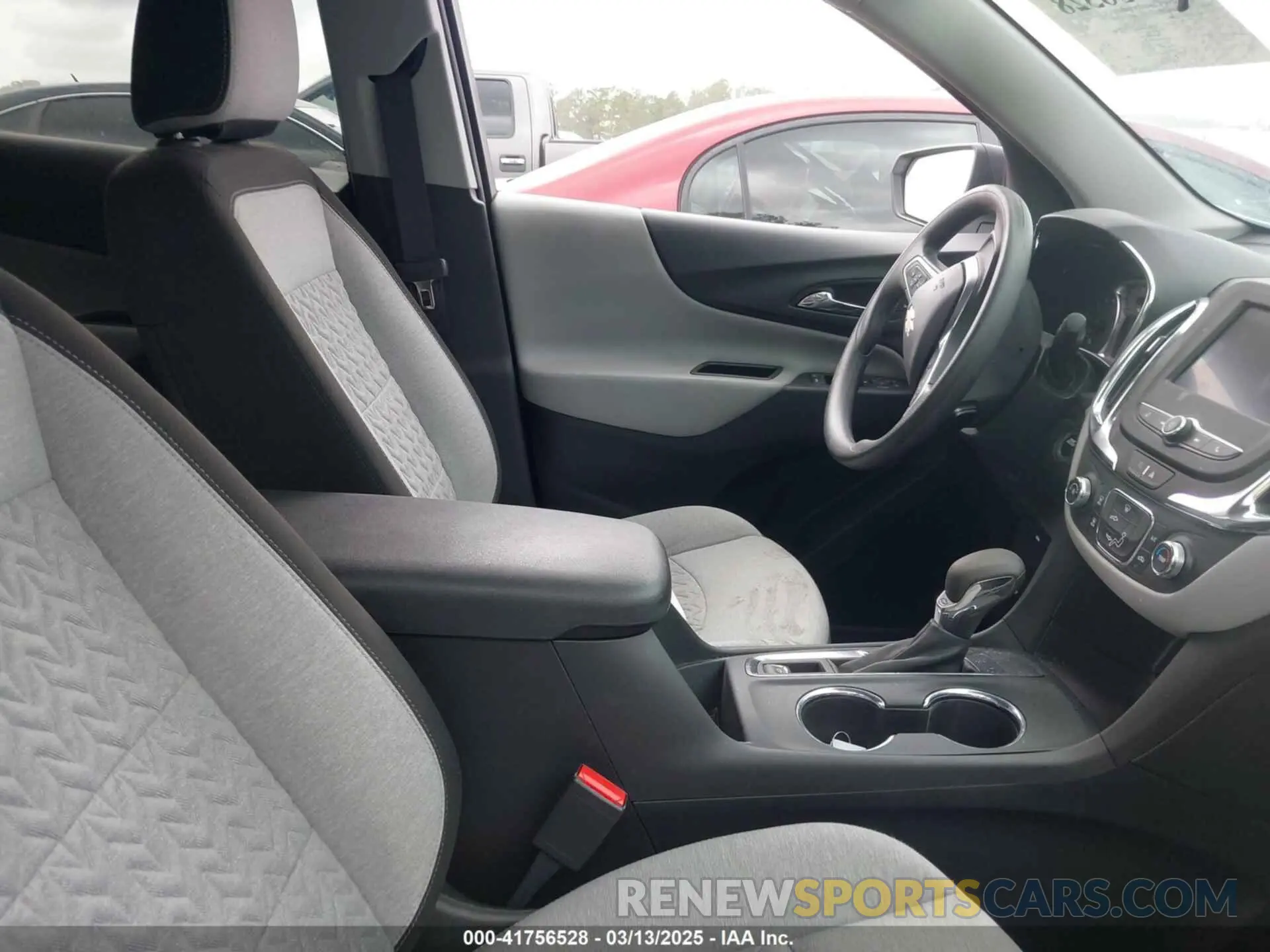 5 Photograph of a damaged car 3GNAXHEG8PL144694 CHEVROLET EQUINOX 2023