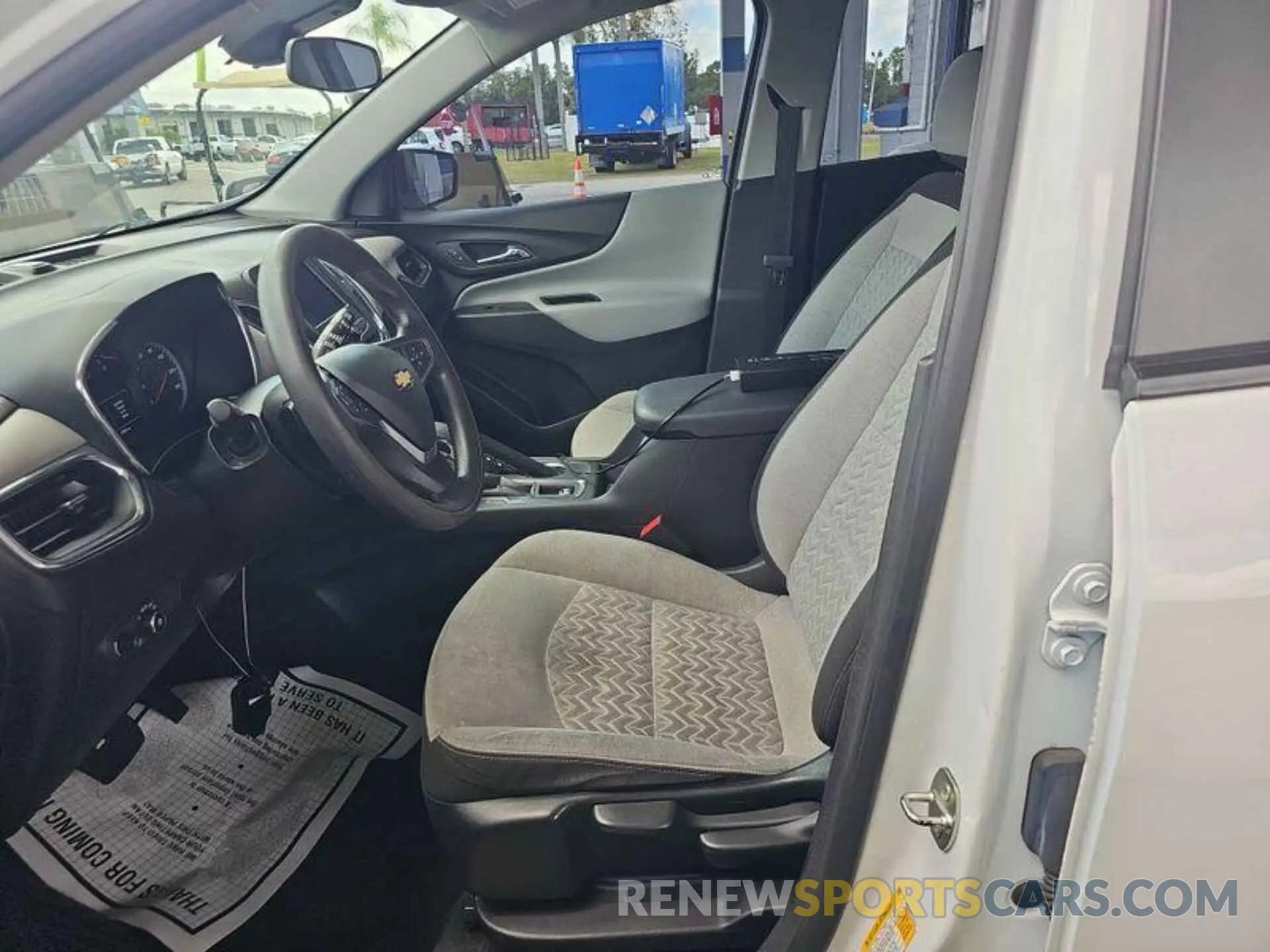 17 Photograph of a damaged car 3GNAXHEGXPL145118 CHEVROLET EQUINOX 2023