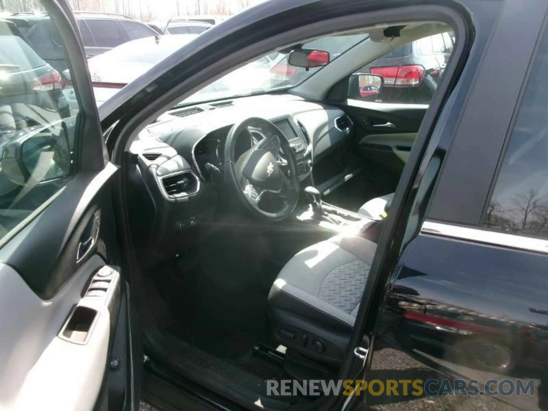 4 Photograph of a damaged car 3GNAXJEG0PL117383 CHEVROLET EQUINOX 2023