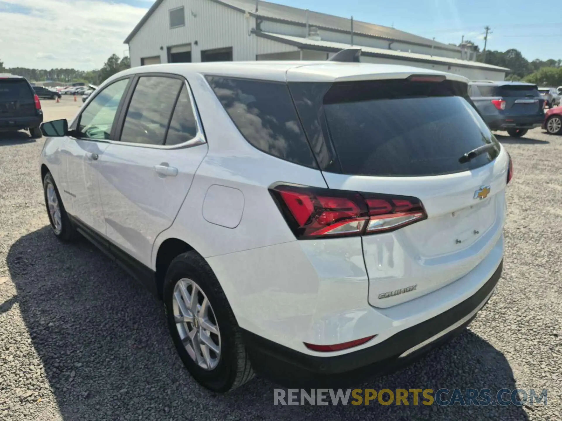 5 Photograph of a damaged car 3GNAXJEG0PL117416 CHEVROLET EQUINOX 2023