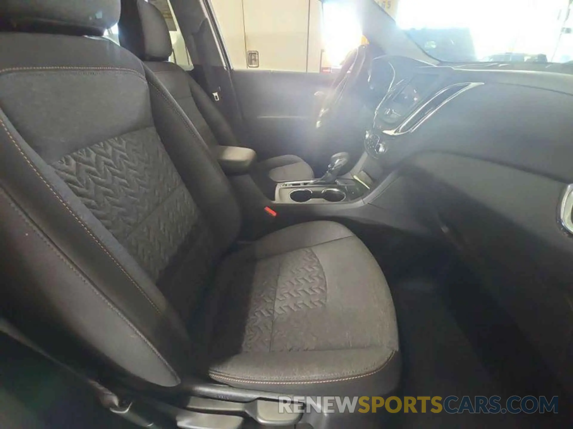 4 Photograph of a damaged car 3GNAXJEG0PL118307 CHEVROLET EQUINOX 2023