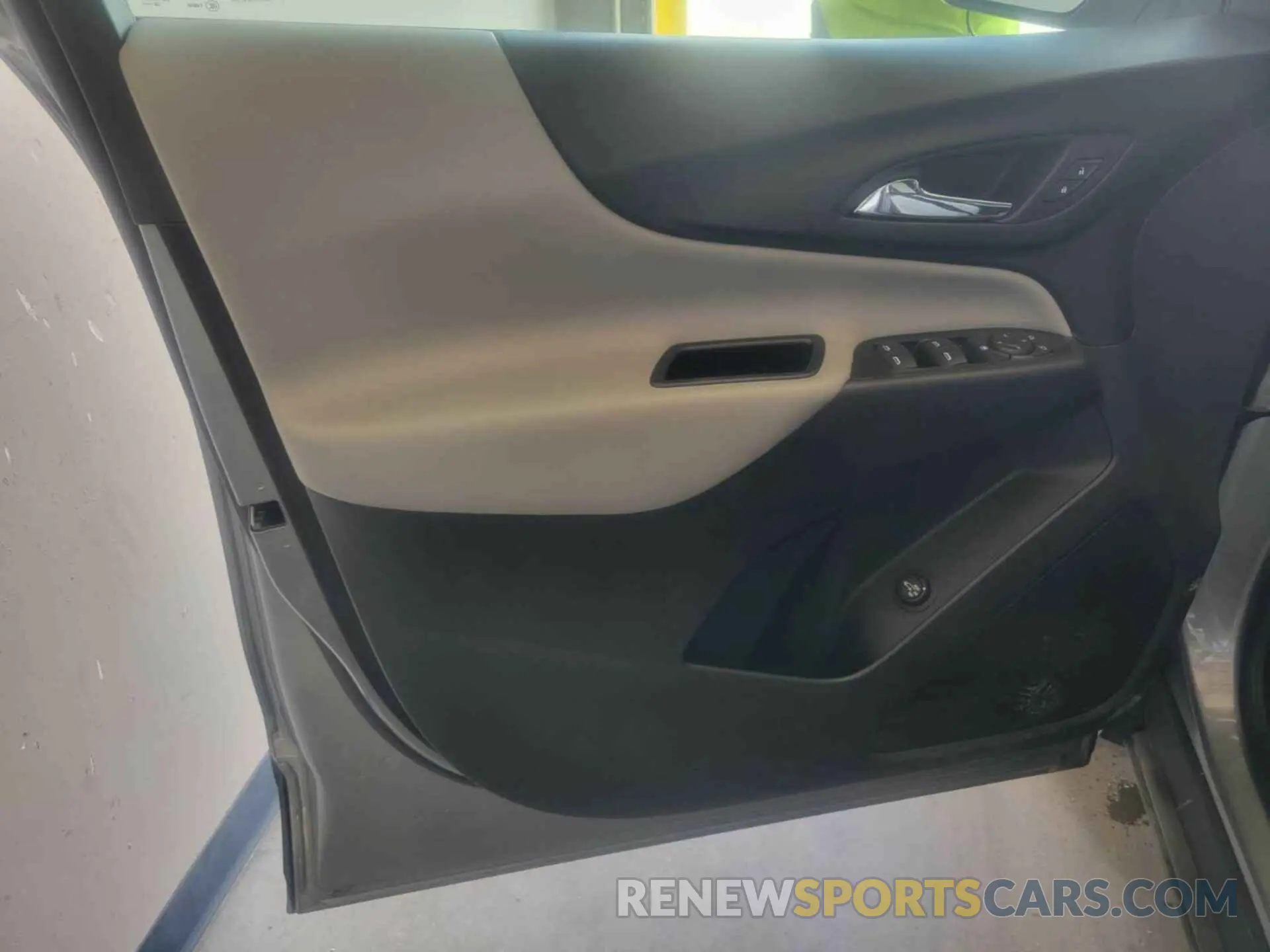 24 Photograph of a damaged car 3GNAXJEG0PL125144 CHEVROLET EQUINOX 2023