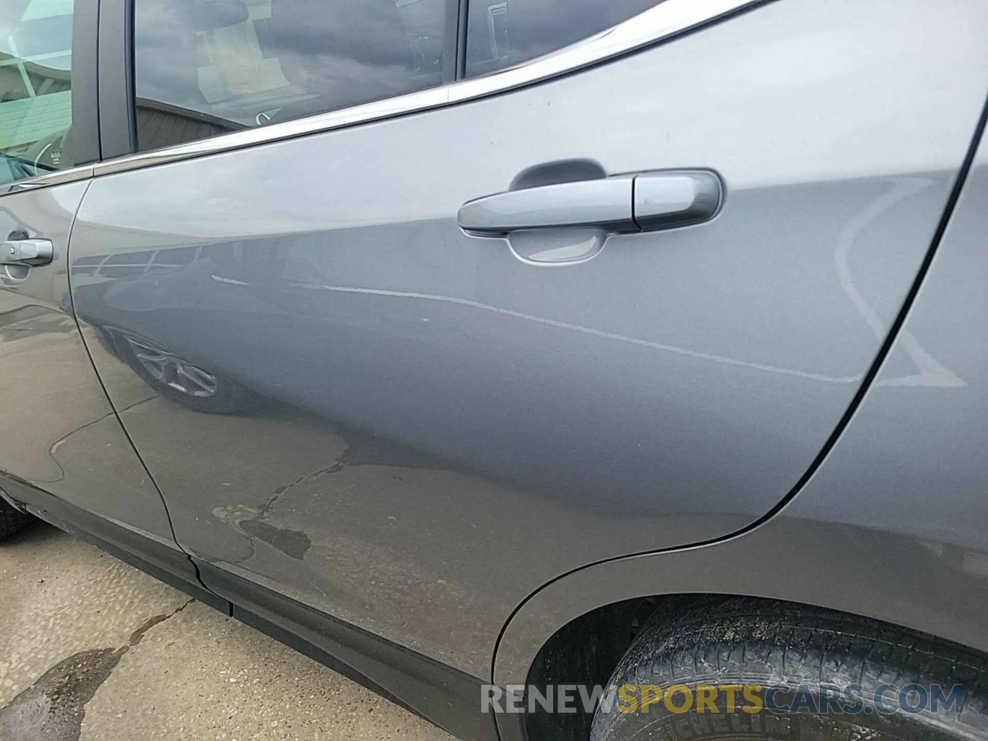 8 Photograph of a damaged car 3GNAXJEG0PL125144 CHEVROLET EQUINOX 2023