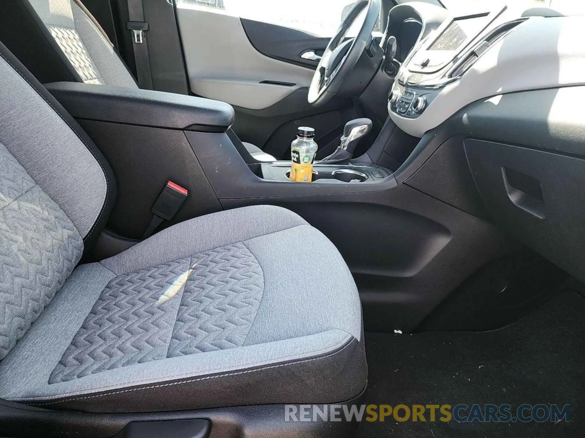 8 Photograph of a damaged car 3GNAXJEG0PL125628 CHEVROLET EQUINOX 2023