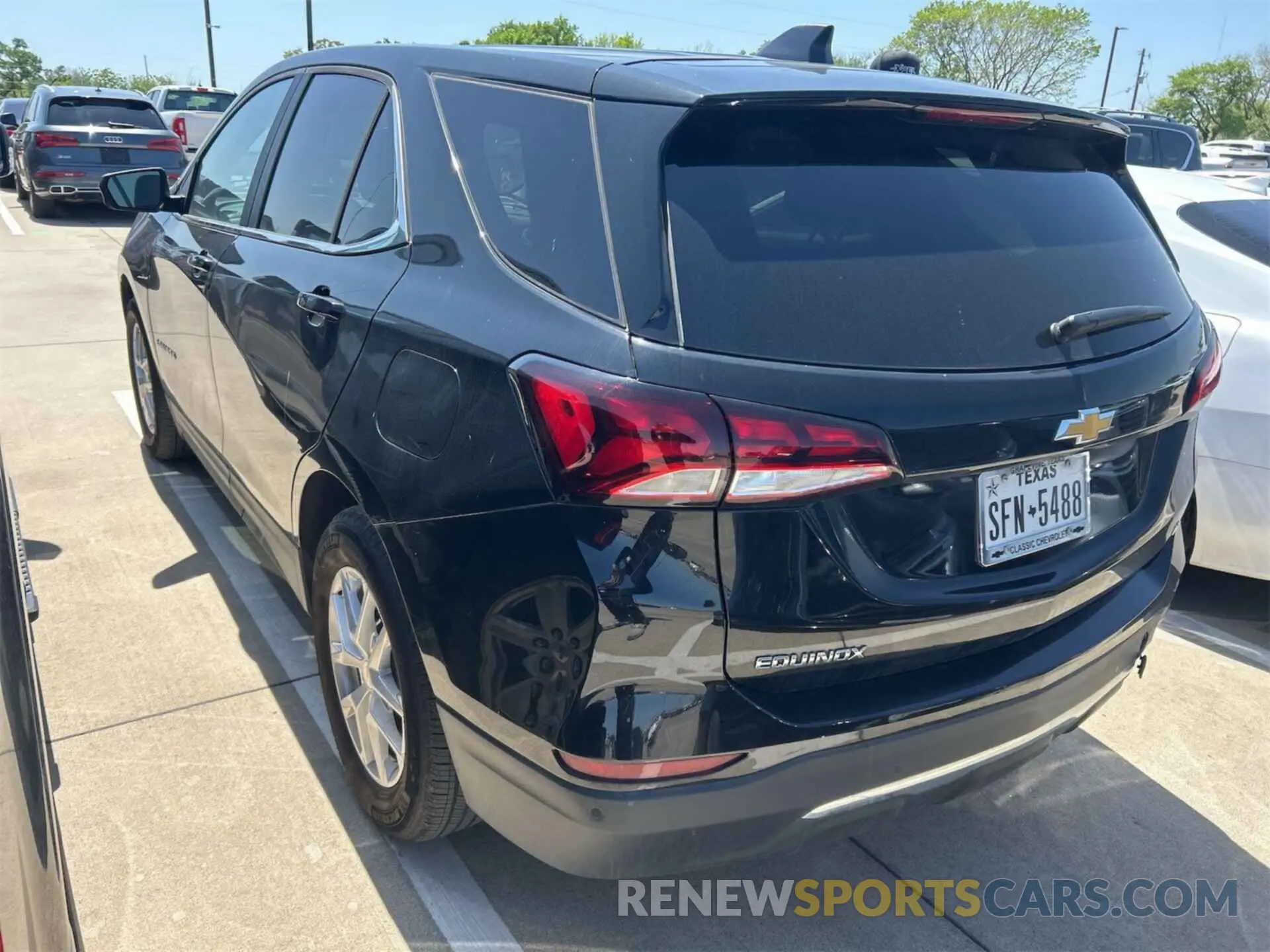 5 Photograph of a damaged car 3GNAXJEG0PL125676 CHEVROLET EQUINOX 2023
