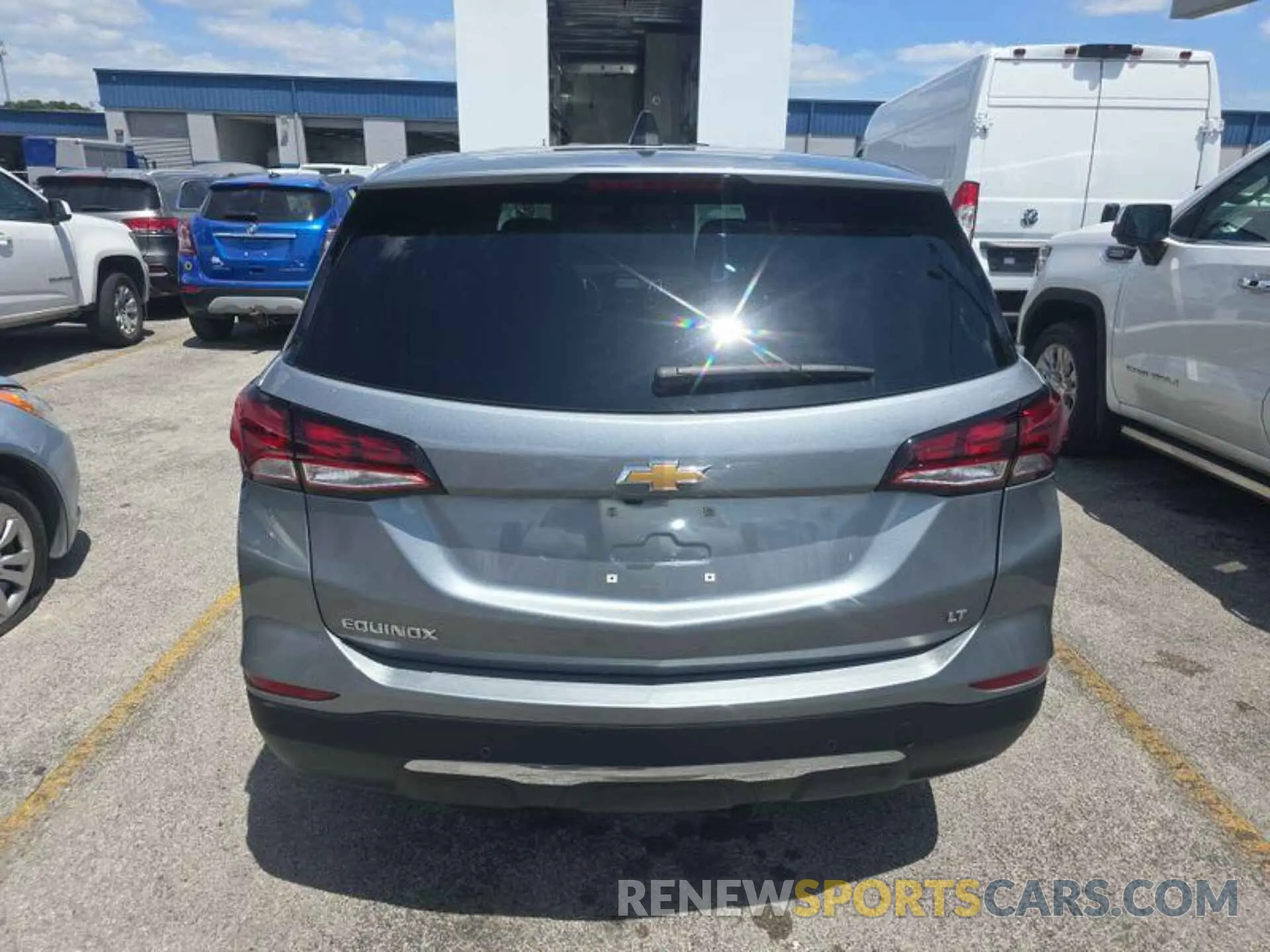 10 Photograph of a damaged car 3GNAXJEG0PL125824 CHEVROLET EQUINOX 2023