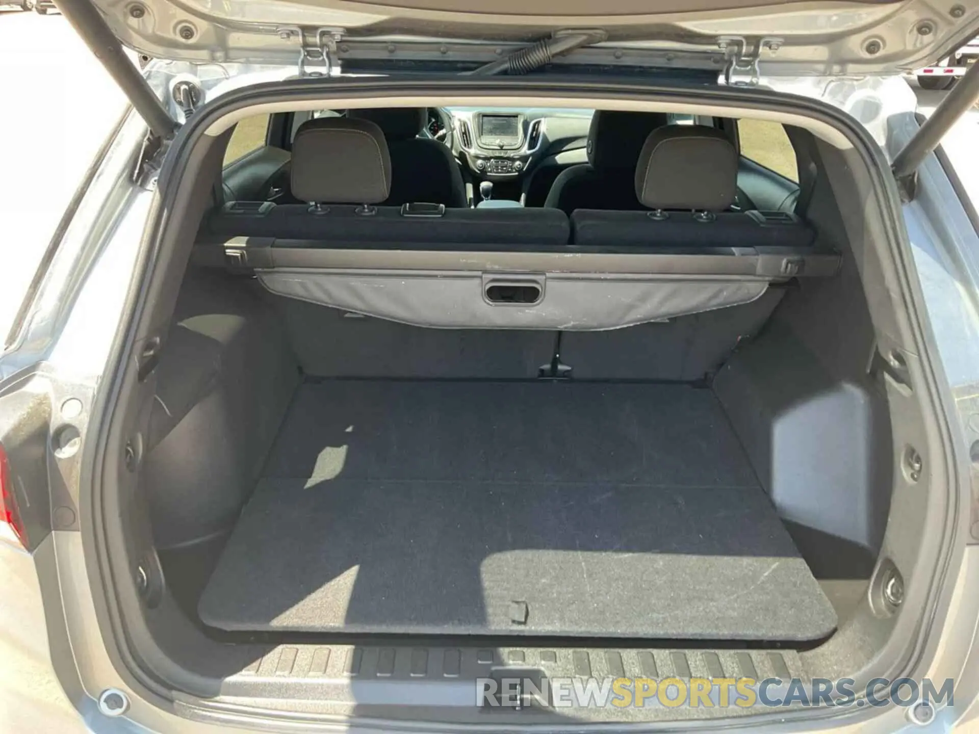 13 Photograph of a damaged car 3GNAXJEG0PL237233 CHEVROLET EQUINOX 2023