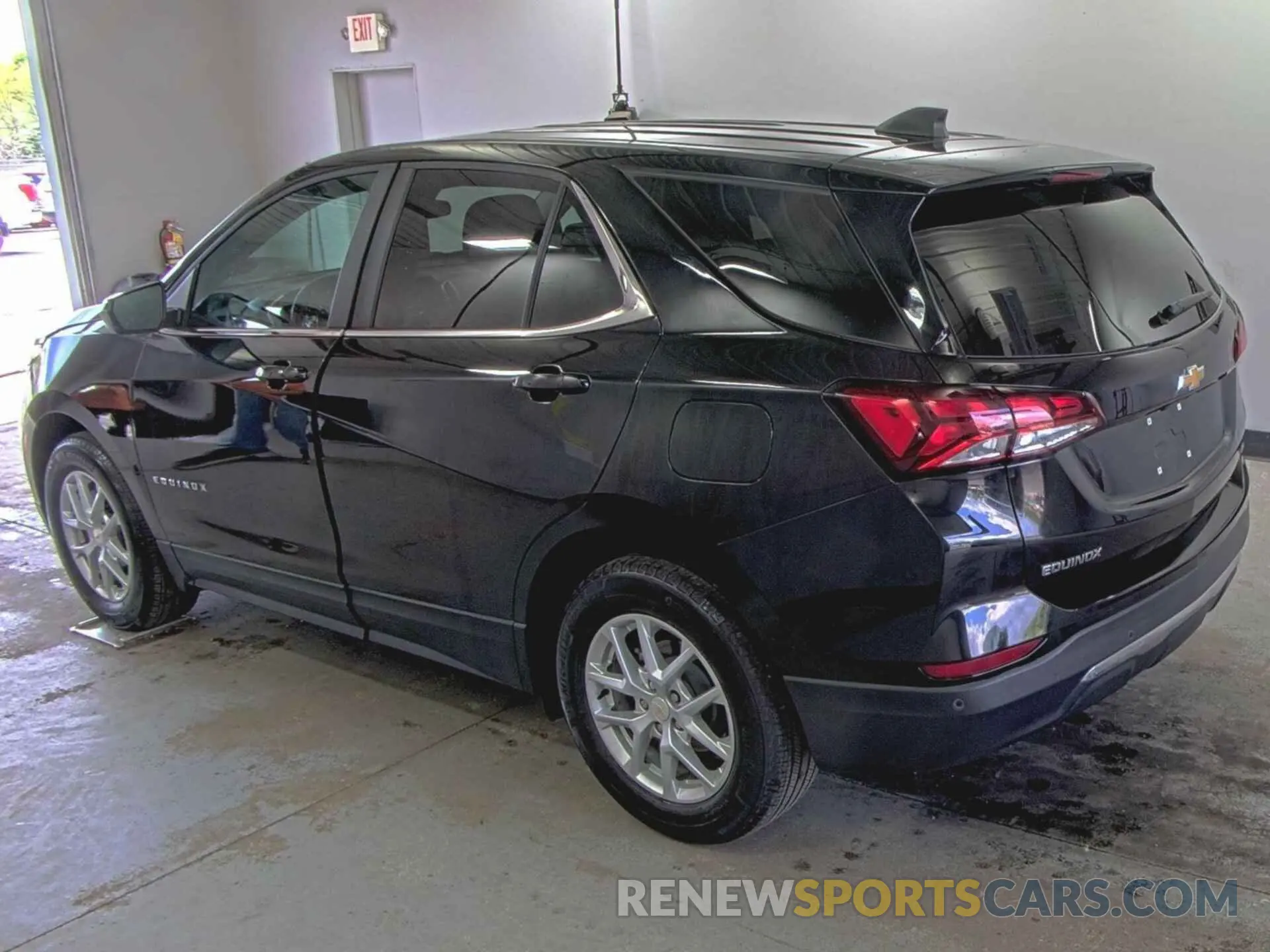 10 Photograph of a damaged car 3GNAXJEG0PL252587 CHEVROLET EQUINOX 2023