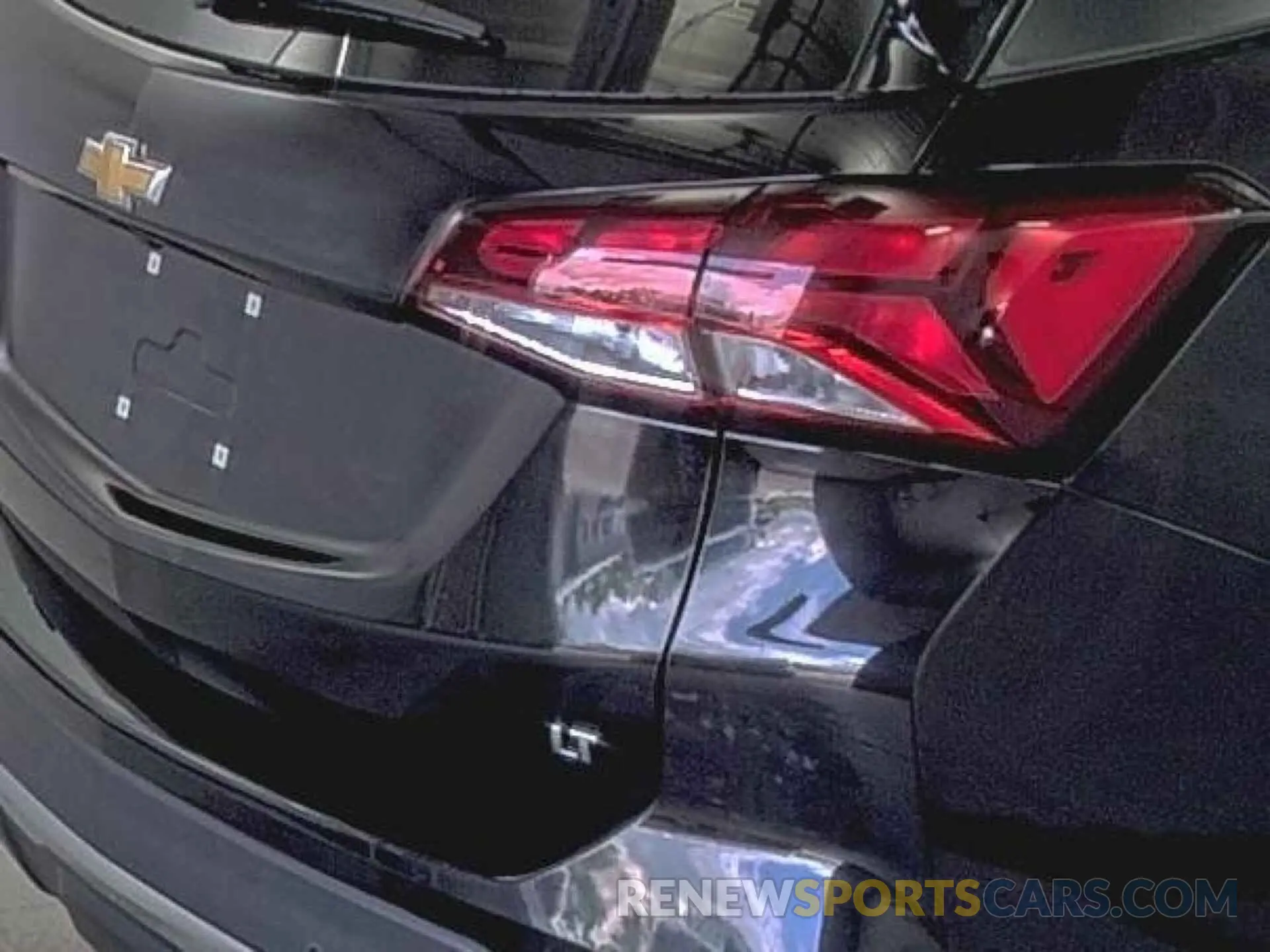 19 Photograph of a damaged car 3GNAXJEG0PL252587 CHEVROLET EQUINOX 2023
