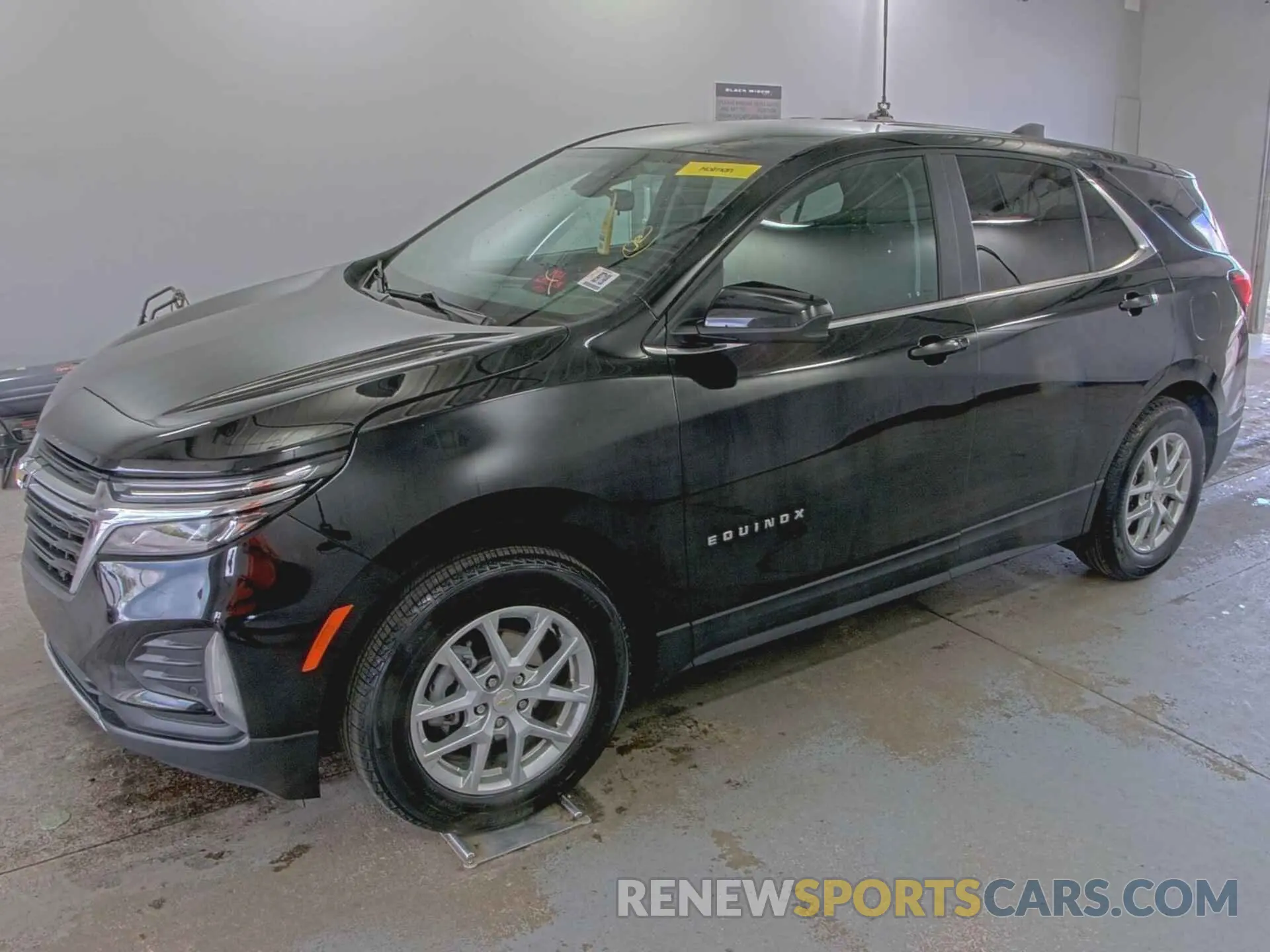 26 Photograph of a damaged car 3GNAXJEG0PL252587 CHEVROLET EQUINOX 2023