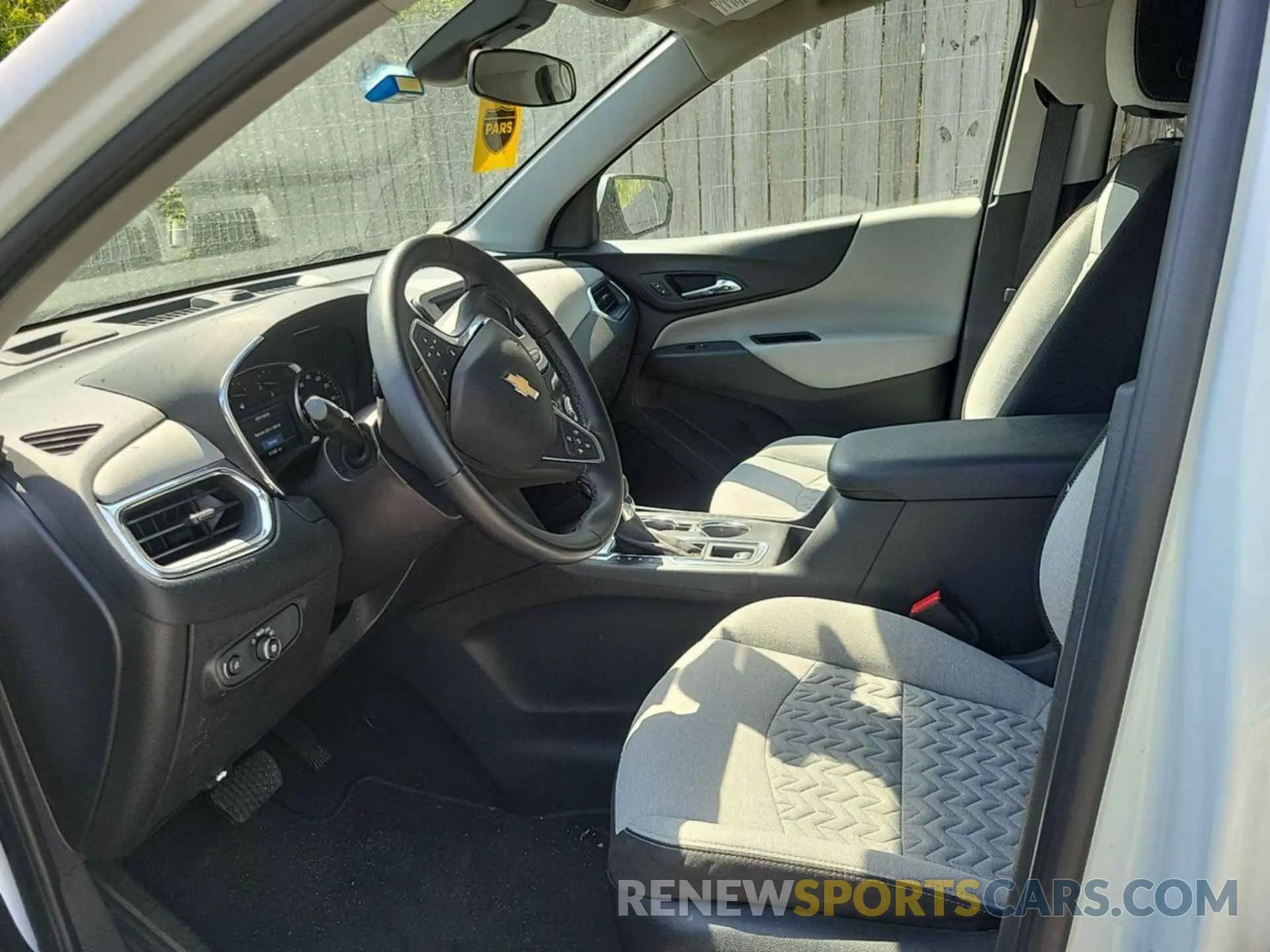 9 Photograph of a damaged car 3GNAXJEG0PS112836 CHEVROLET EQUINOX 2023