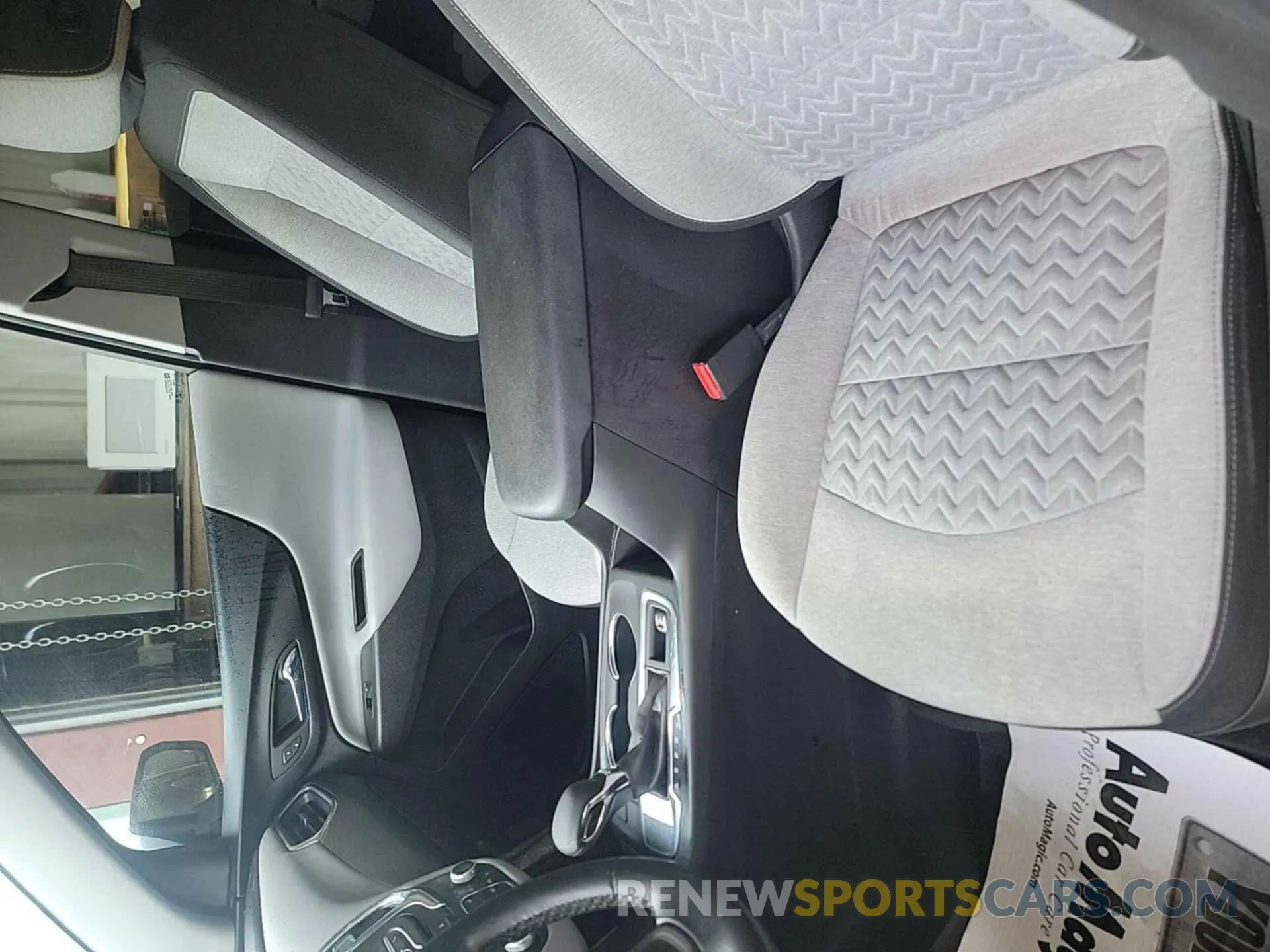 9 Photograph of a damaged car 3GNAXJEG1PL112872 CHEVROLET EQUINOX 2023