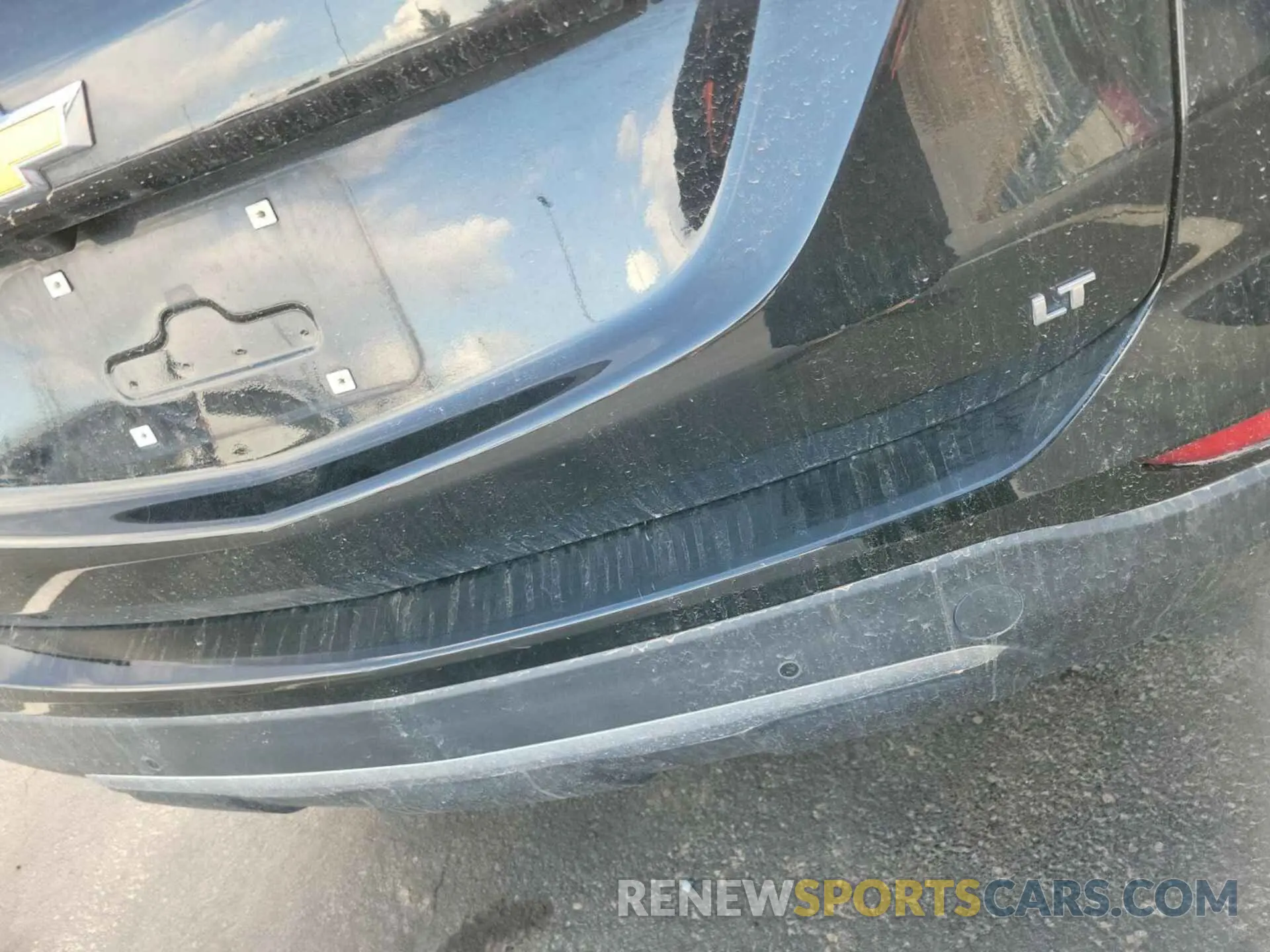 34 Photograph of a damaged car 3GNAXJEG1PL118221 CHEVROLET EQUINOX 2023