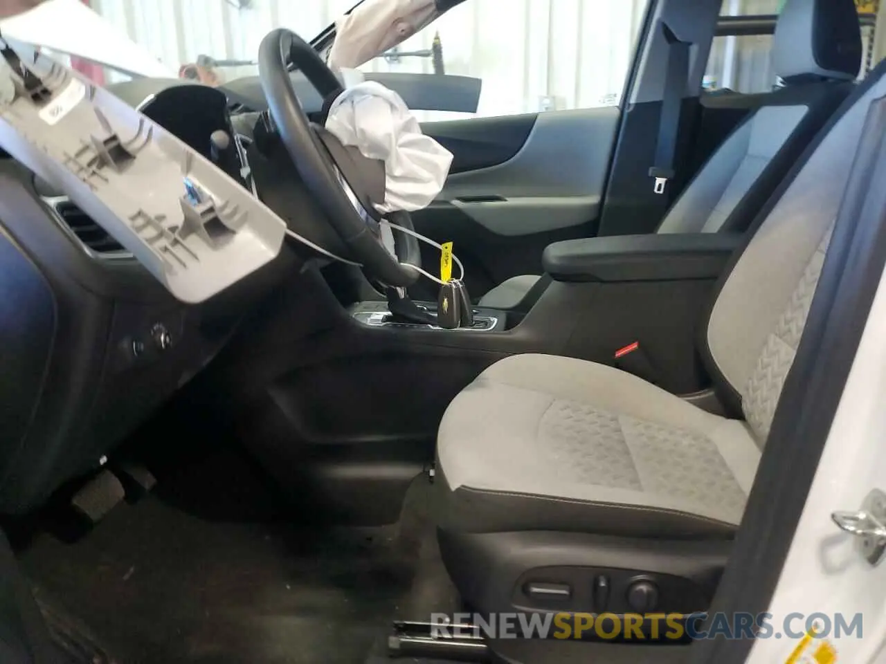 7 Photograph of a damaged car 3GNAXJEG1PL251920 CHEVROLET EQUINOX 2023