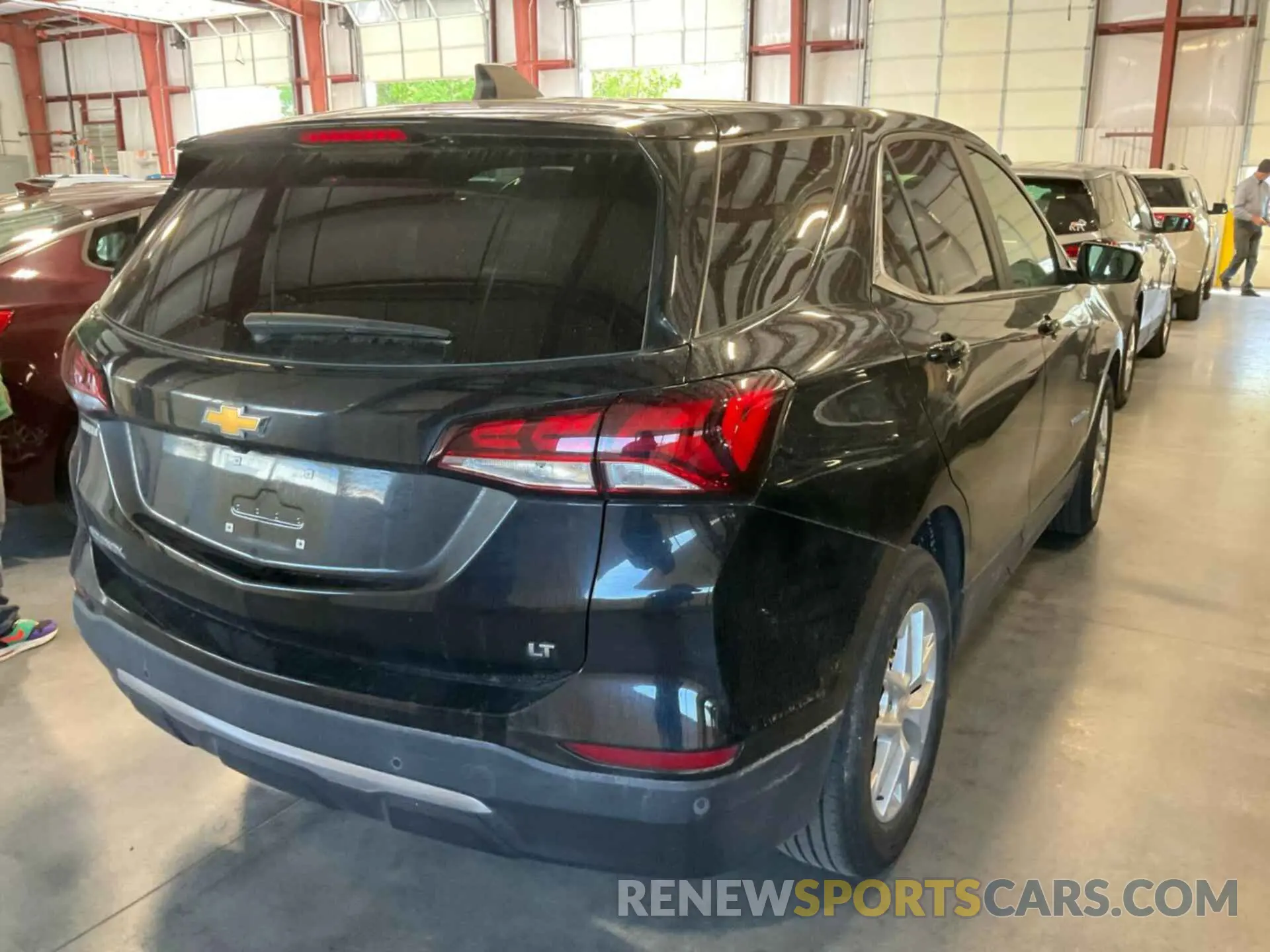 5 Photograph of a damaged car 3GNAXJEG2PL117353 CHEVROLET EQUINOX 2023