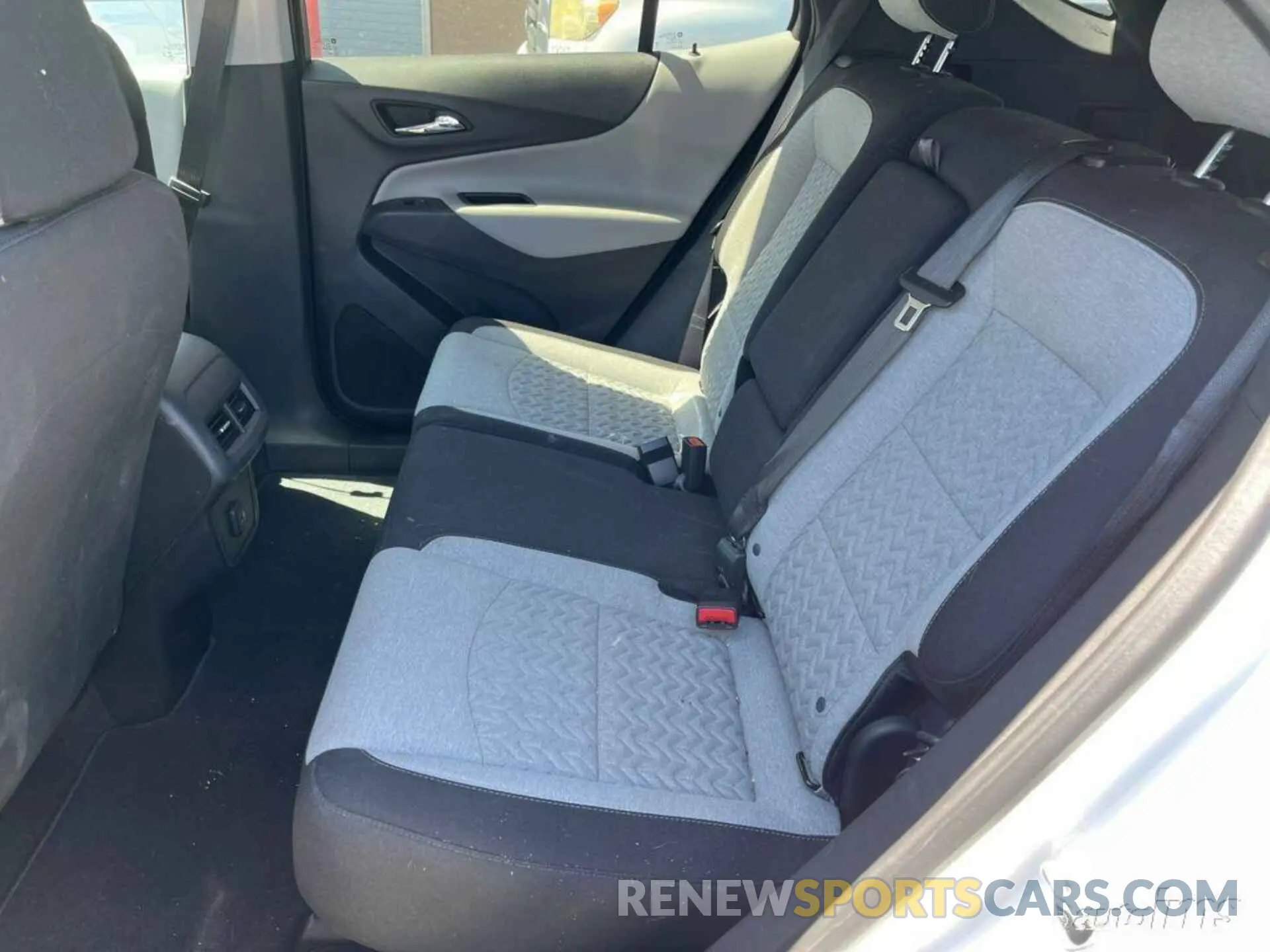 10 Photograph of a damaged car 3GNAXJEG3PL106829 CHEVROLET EQUINOX 2023