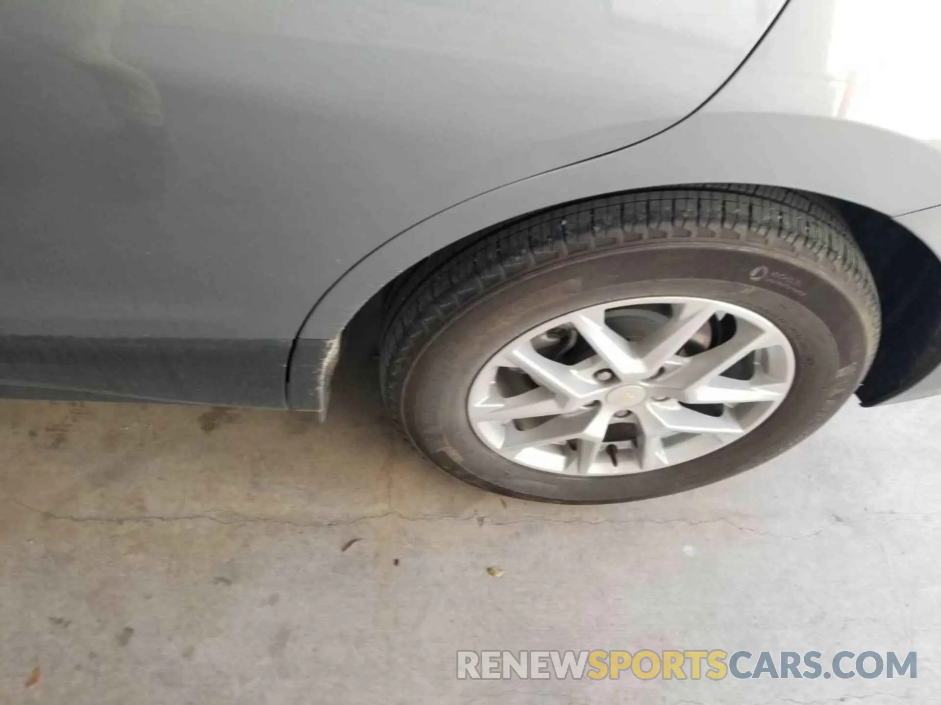 9 Photograph of a damaged car 3GNAXJEG3PL112890 CHEVROLET EQUINOX 2023