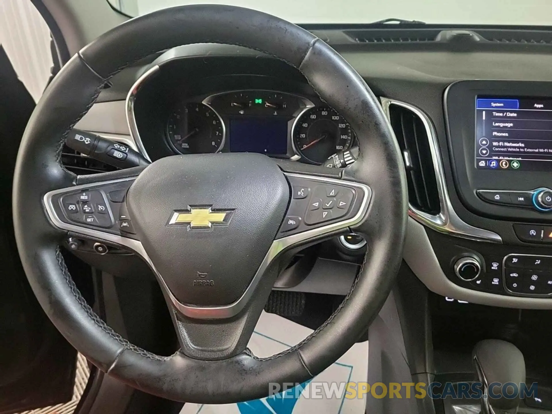 18 Photograph of a damaged car 3GNAXJEG3PL117068 CHEVROLET EQUINOX 2023