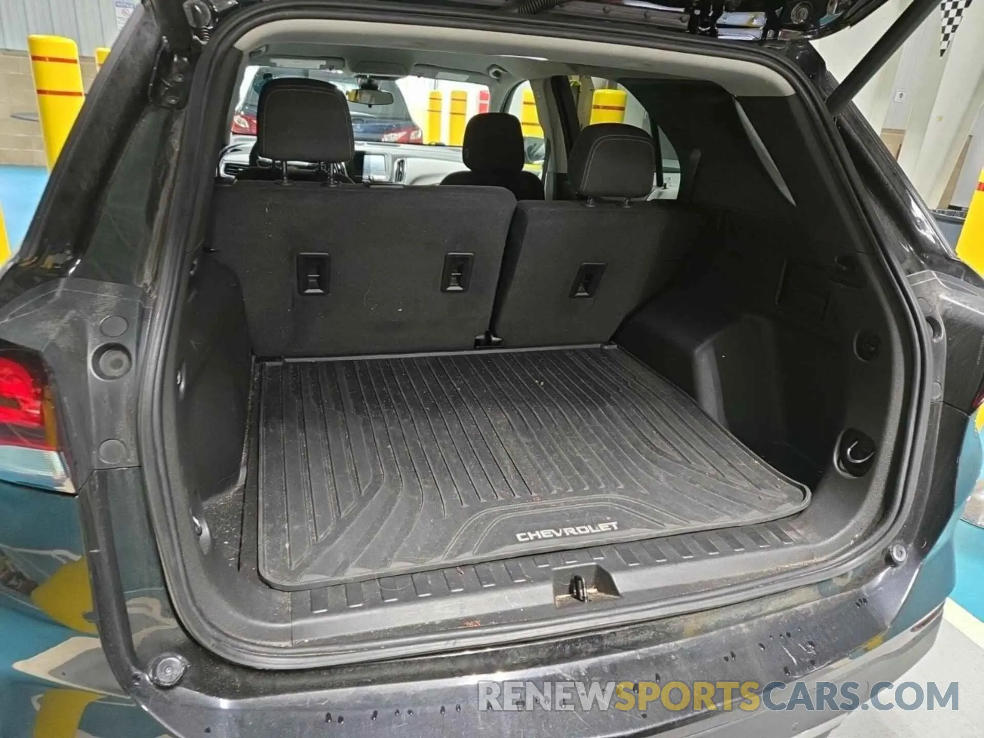29 Photograph of a damaged car 3GNAXJEG3PL117068 CHEVROLET EQUINOX 2023