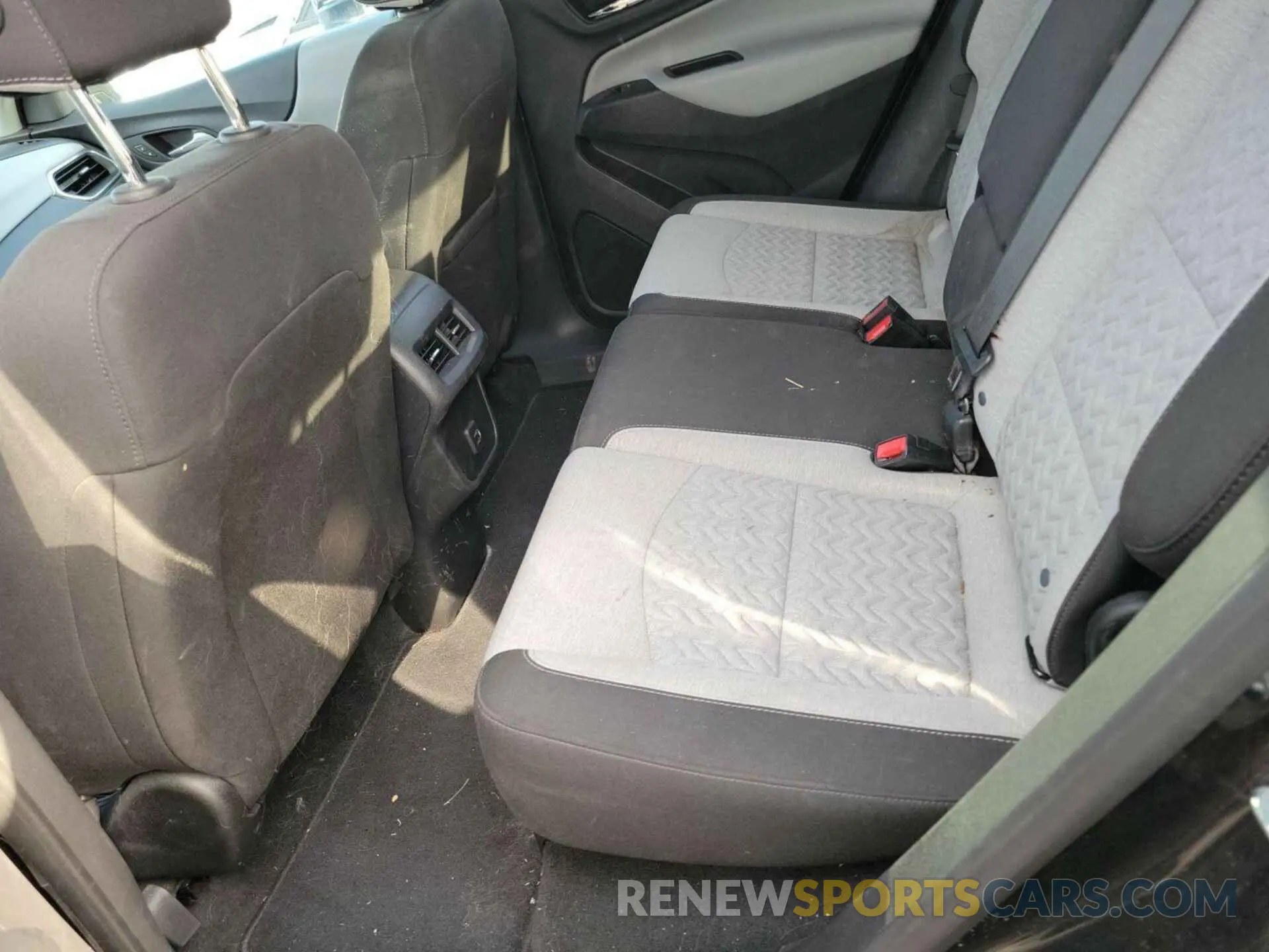 17 Photograph of a damaged car 3GNAXJEG3PL118057 CHEVROLET EQUINOX 2023