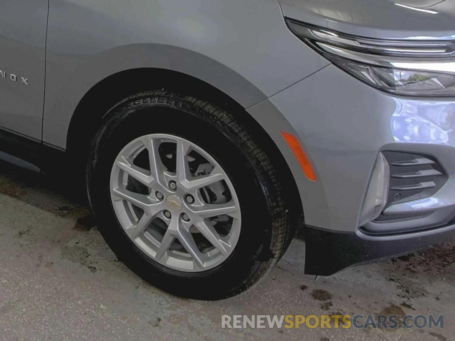 8 Photograph of a damaged car 3GNAXJEG3PL124831 CHEVROLET EQUINOX 2023