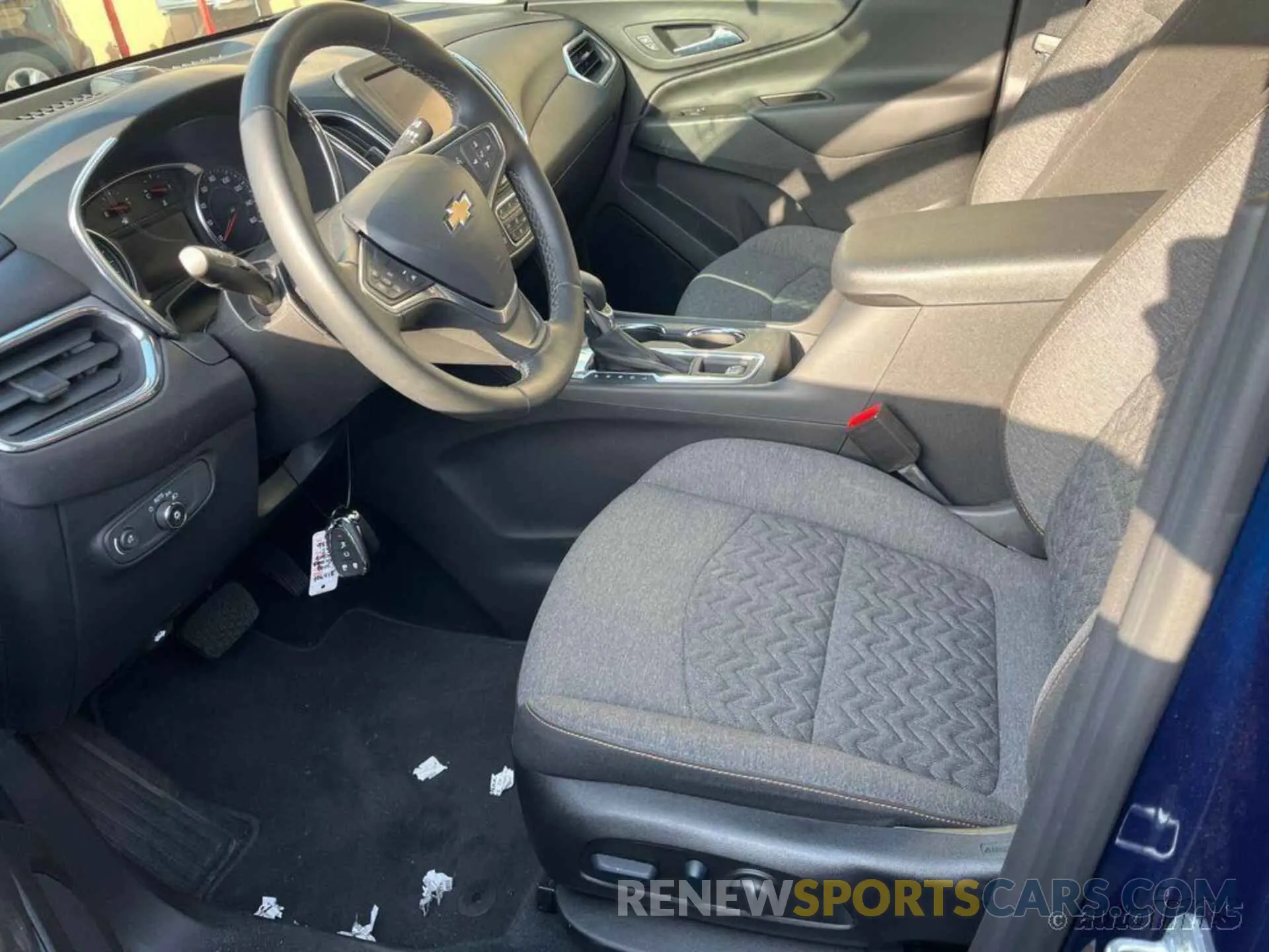 10 Photograph of a damaged car 3GNAXJEG4PL106418 CHEVROLET EQUINOX 2023