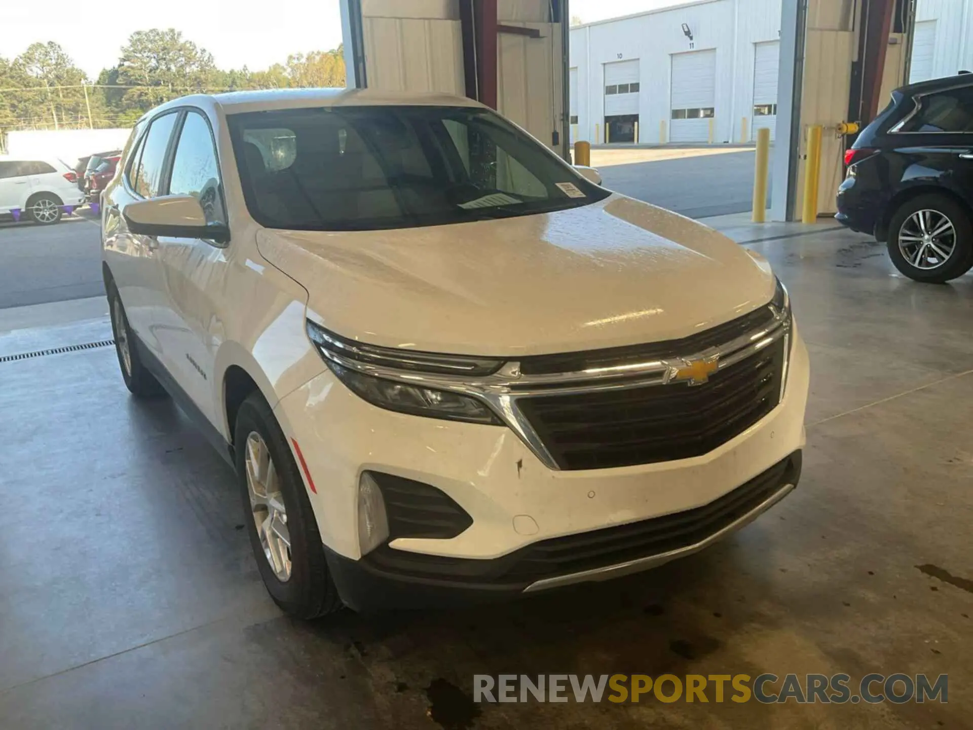 9 Photograph of a damaged car 3GNAXJEG4PL117404 CHEVROLET EQUINOX 2023