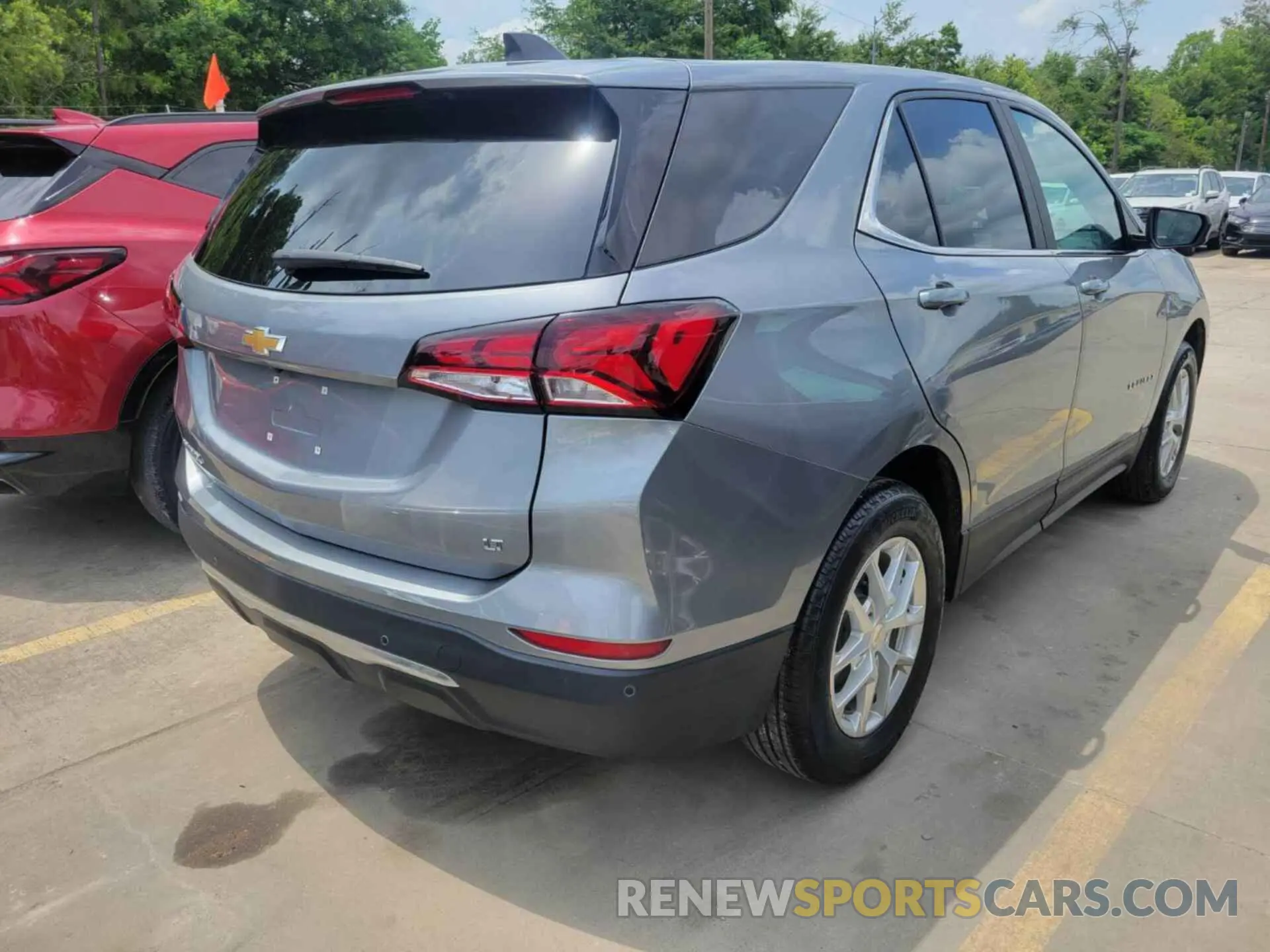 18 Photograph of a damaged car 3GNAXJEG4PL125017 CHEVROLET EQUINOX 2023