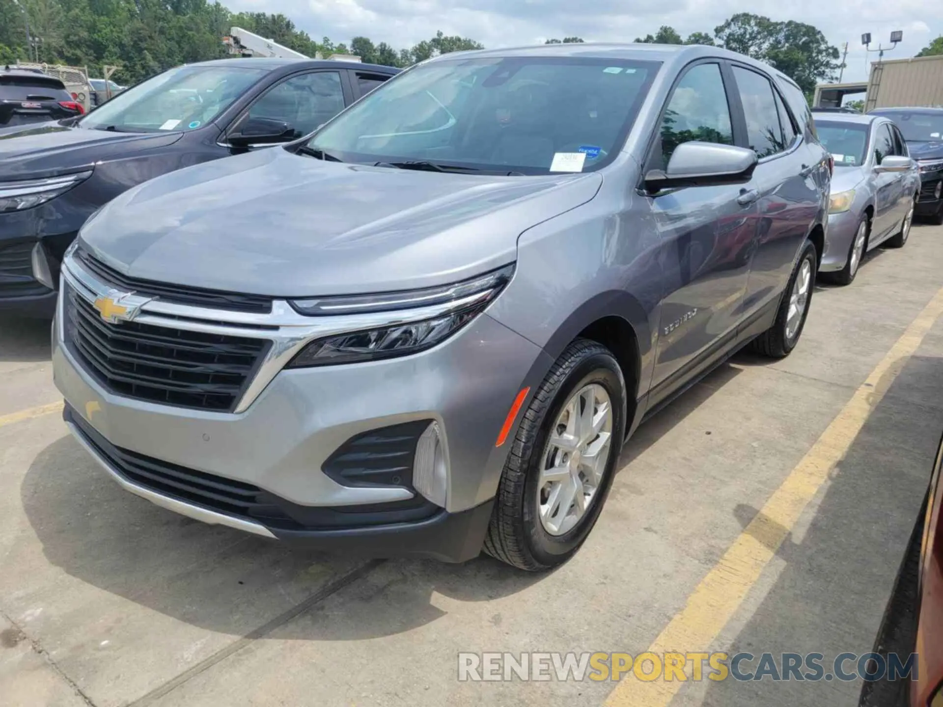 2 Photograph of a damaged car 3GNAXJEG4PL125017 CHEVROLET EQUINOX 2023