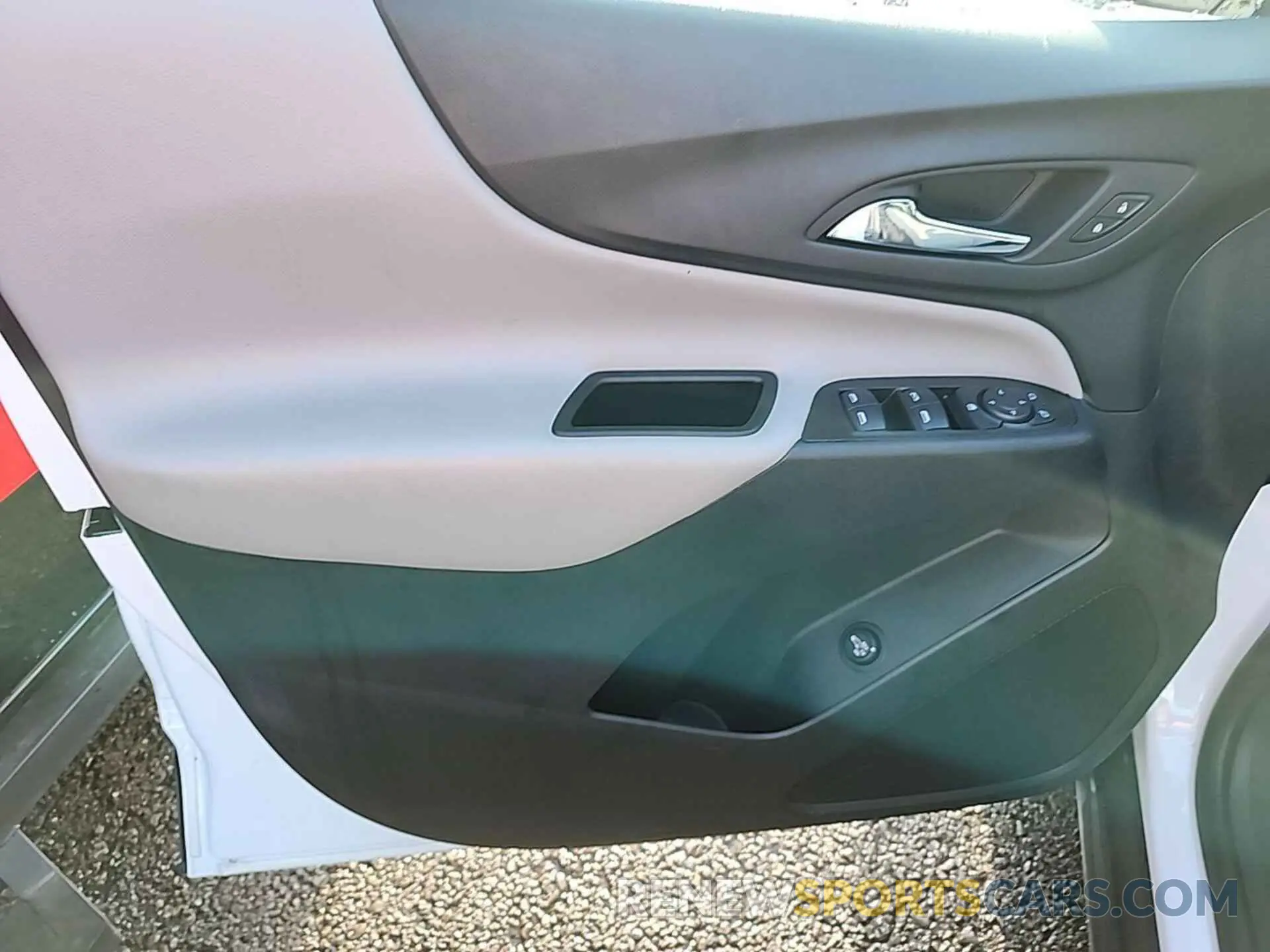 24 Photograph of a damaged car 3GNAXJEG4PS208999 CHEVROLET EQUINOX 2023
