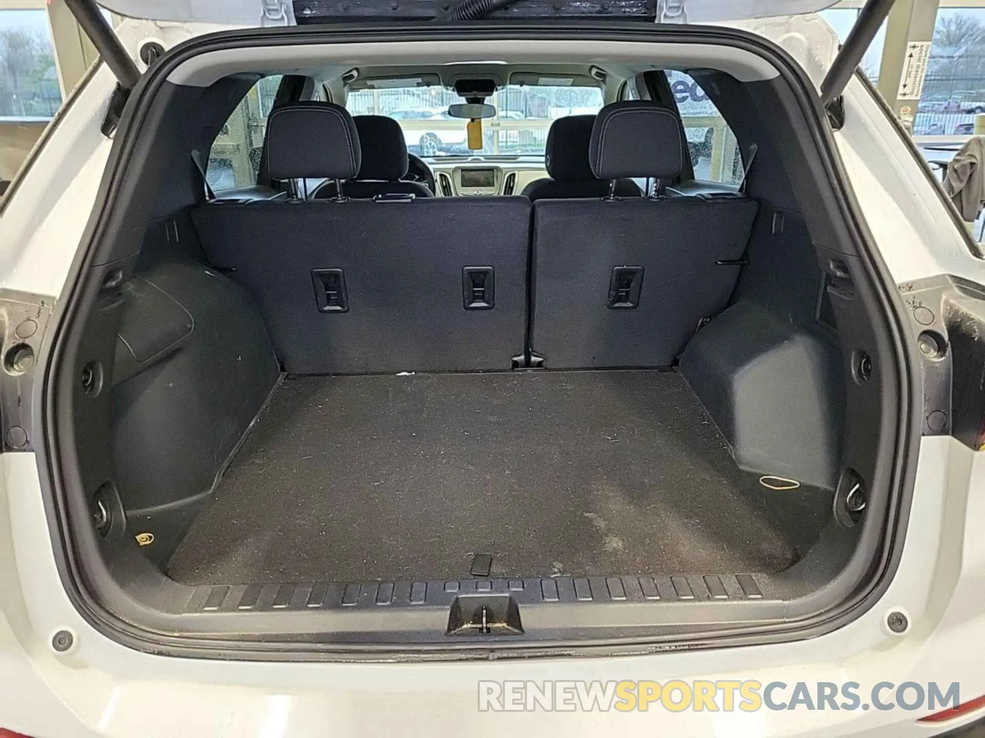 19 Photograph of a damaged car 3GNAXJEG5PL117752 CHEVROLET EQUINOX 2023