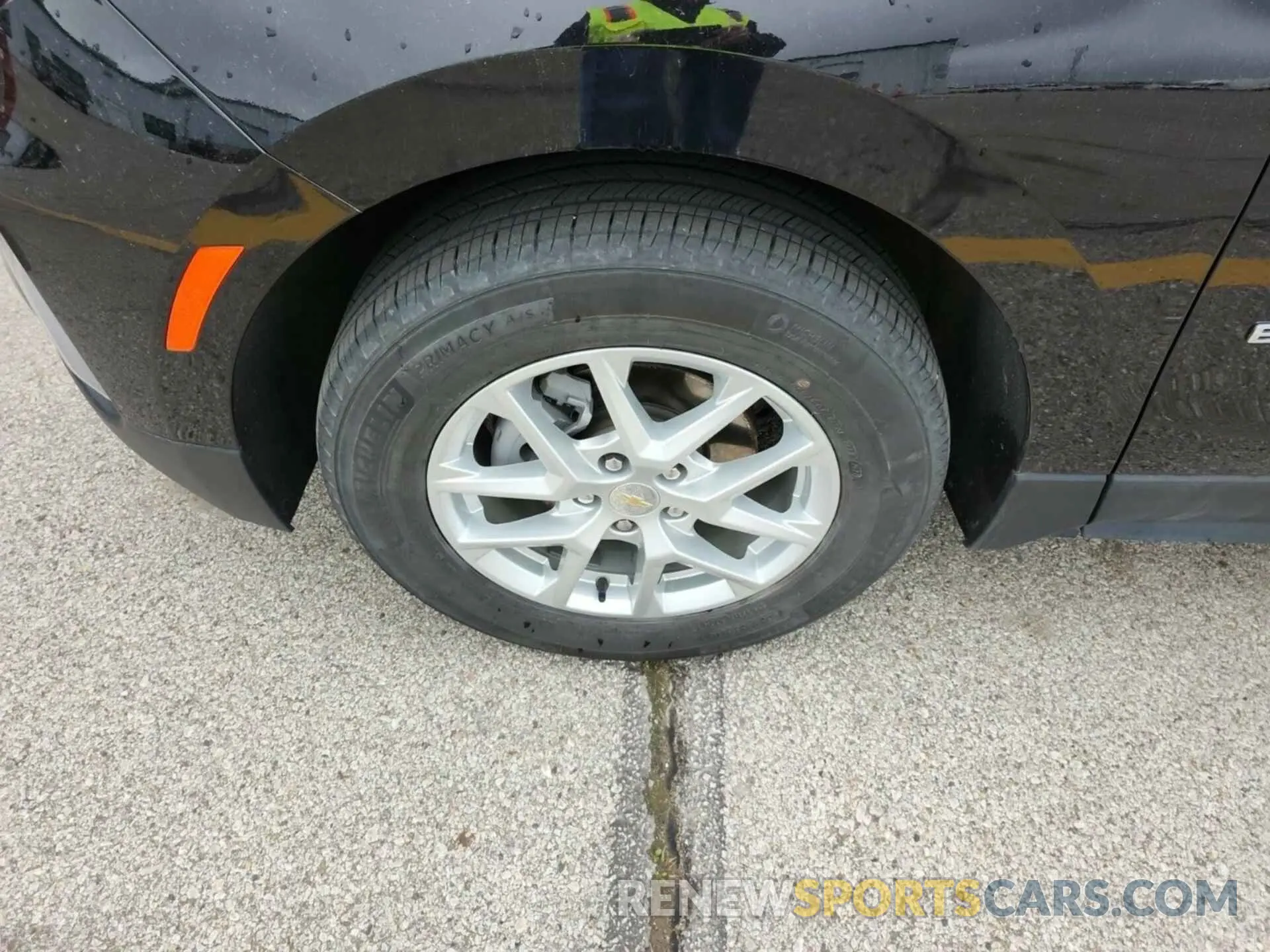 18 Photograph of a damaged car 3GNAXJEG5PL117833 CHEVROLET EQUINOX 2023