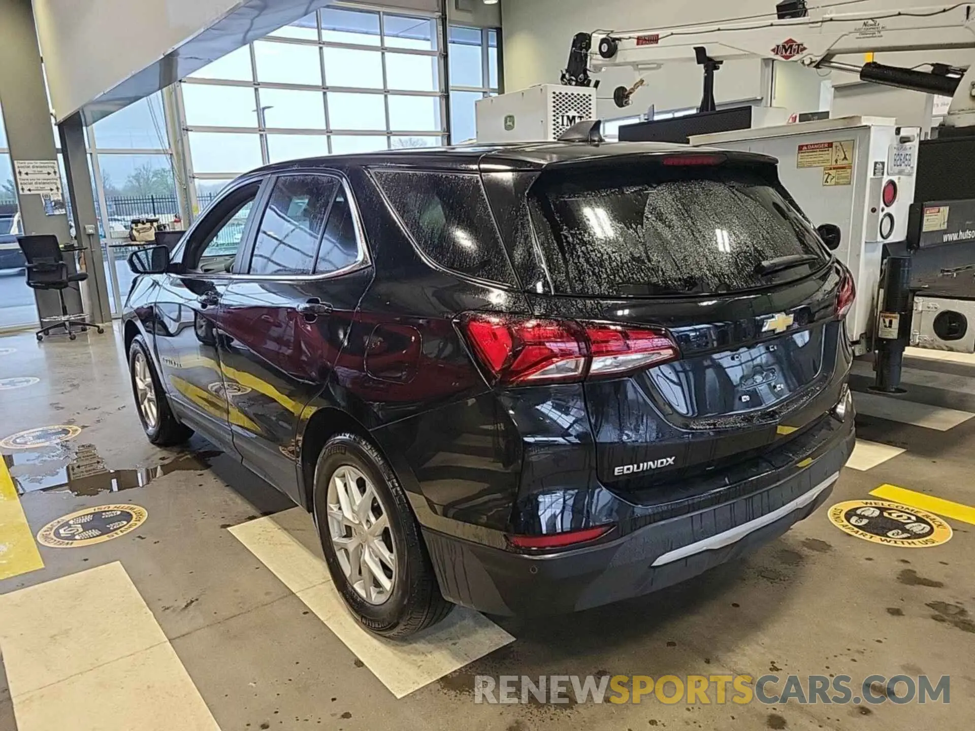 7 Photograph of a damaged car 3GNAXJEG5PL117847 CHEVROLET EQUINOX 2023