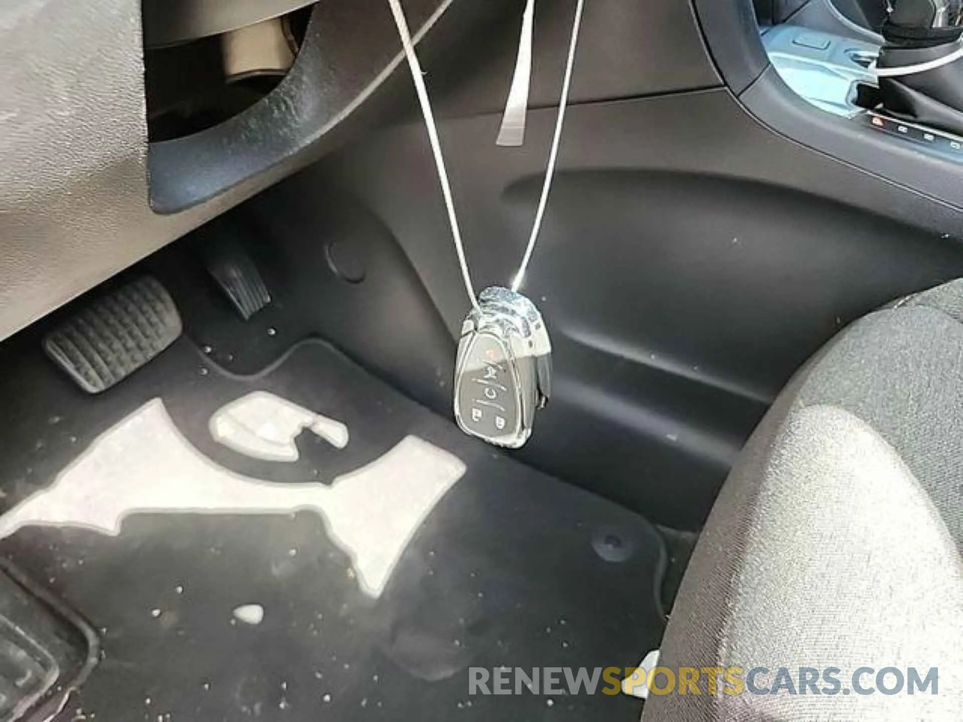 2 Photograph of a damaged car 3GNAXJEG5PL118187 CHEVROLET EQUINOX 2023