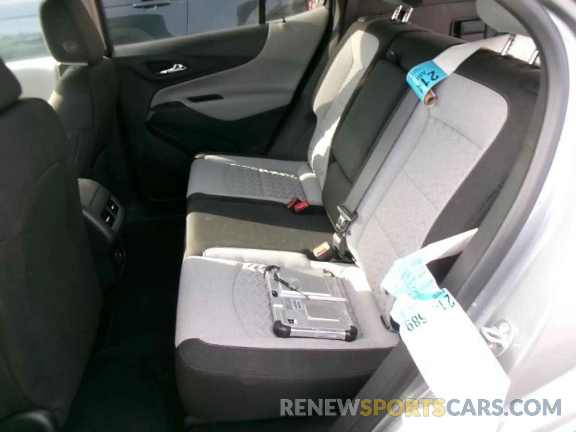 5 Photograph of a damaged car 3GNAXJEG5PL125737 CHEVROLET EQUINOX 2023