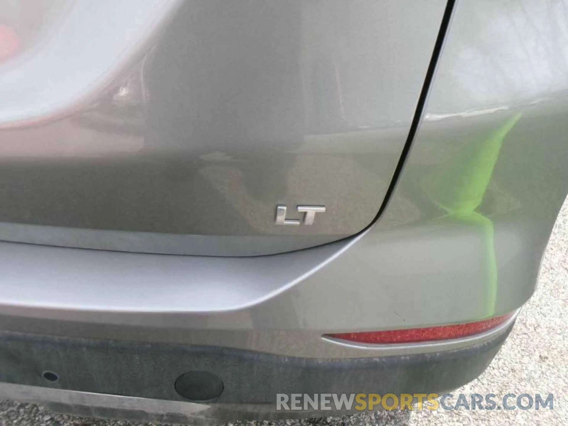 8 Photograph of a damaged car 3GNAXJEG5PL125737 CHEVROLET EQUINOX 2023