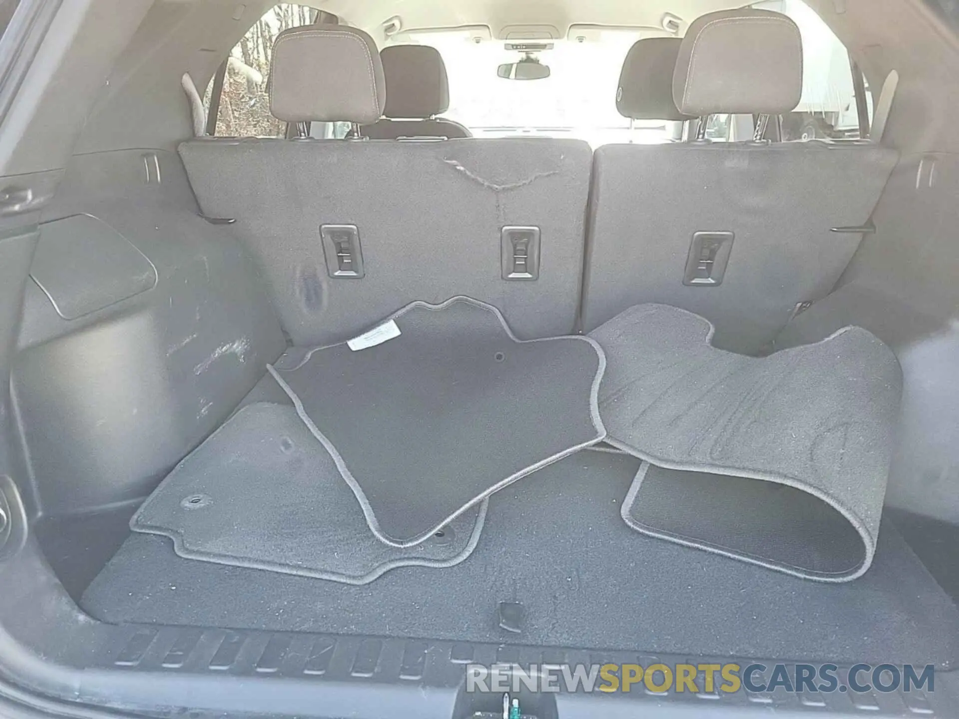 7 Photograph of a damaged car 3GNAXJEG5PL253122 CHEVROLET EQUINOX 2023