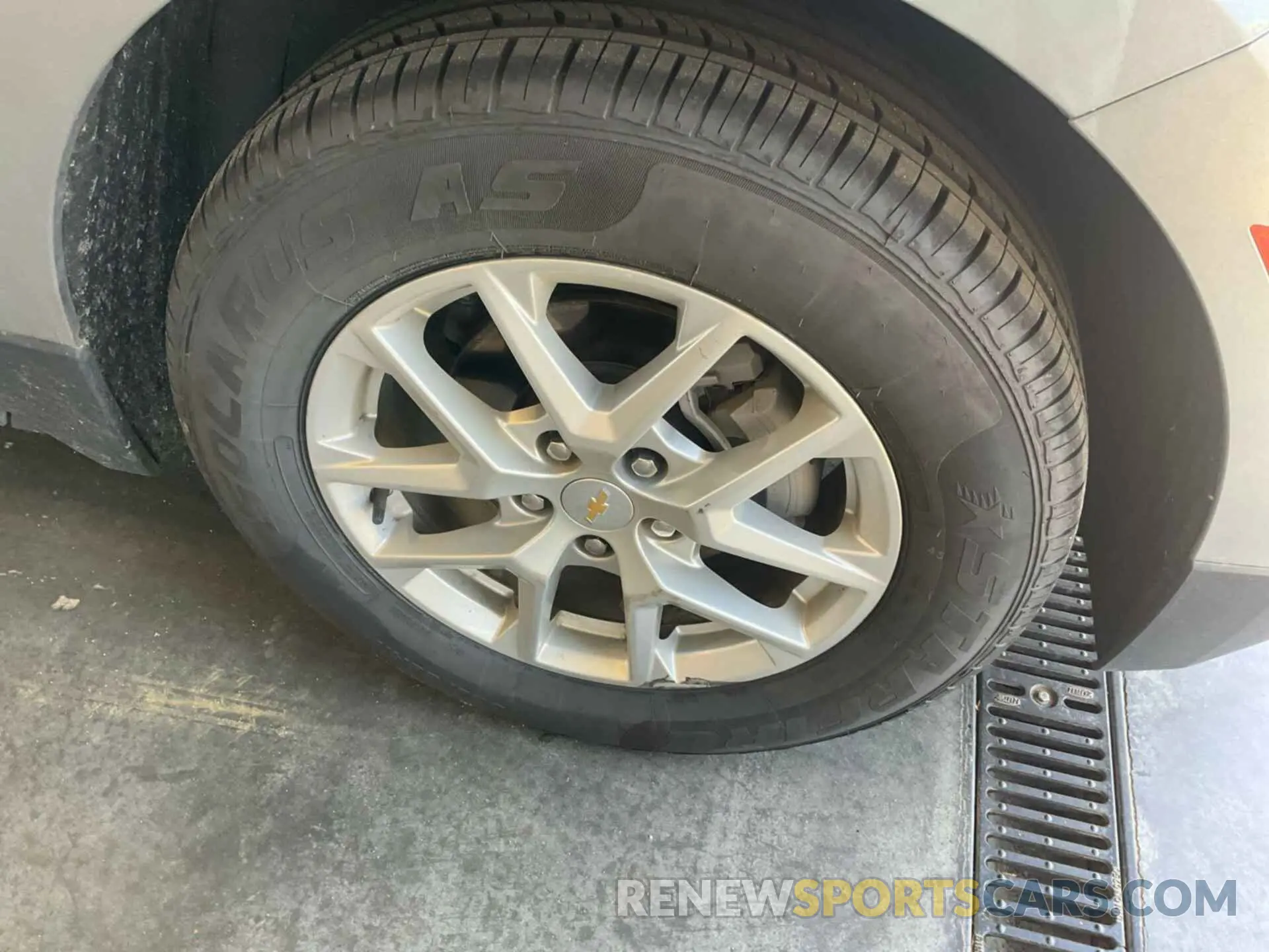 31 Photograph of a damaged car 3GNAXJEG5PL253542 CHEVROLET EQUINOX 2023