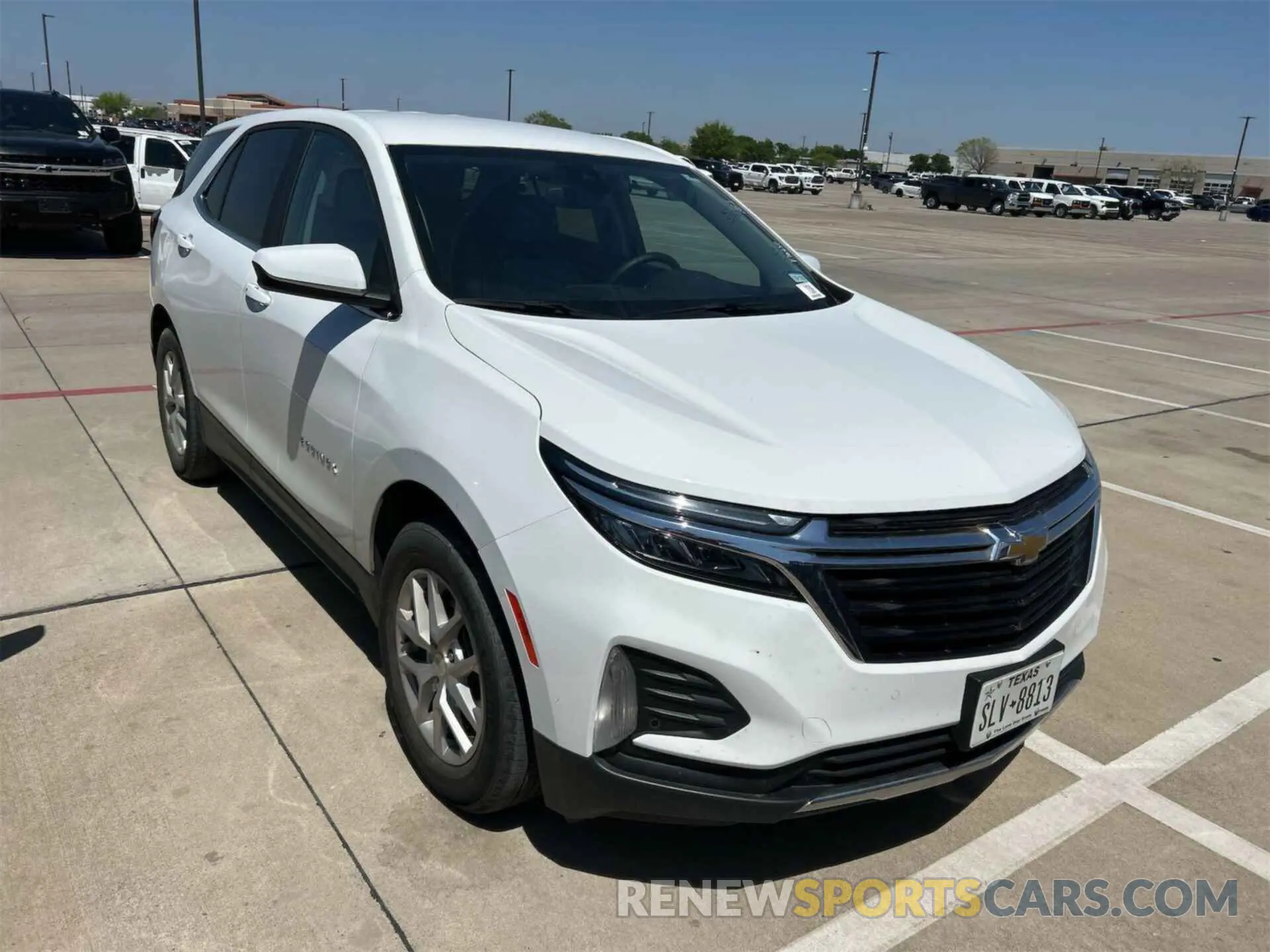 9 Photograph of a damaged car 3GNAXJEG6PL112513 CHEVROLET EQUINOX 2023