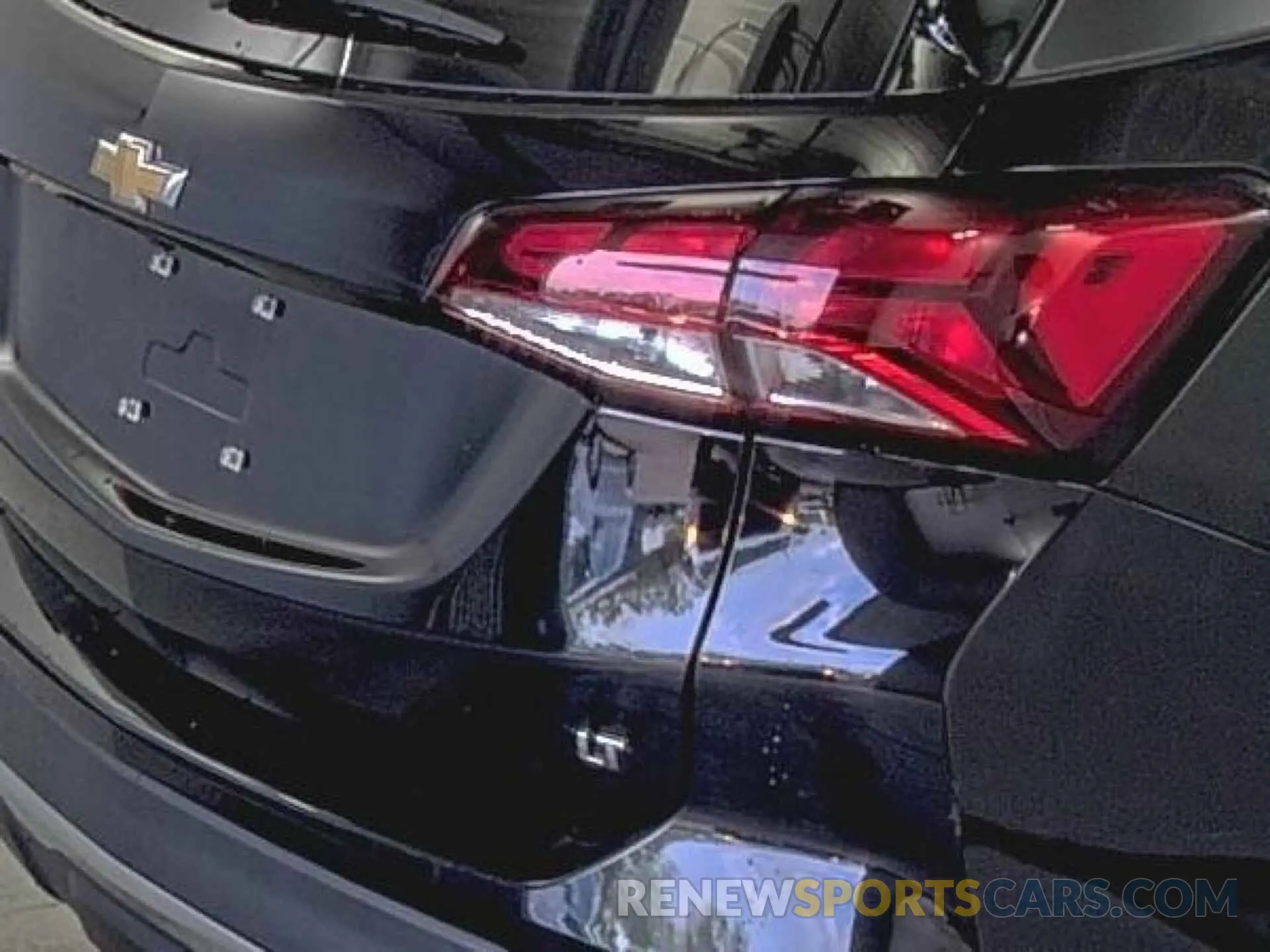 6 Photograph of a damaged car 3GNAXJEG6PL117744 CHEVROLET EQUINOX 2023