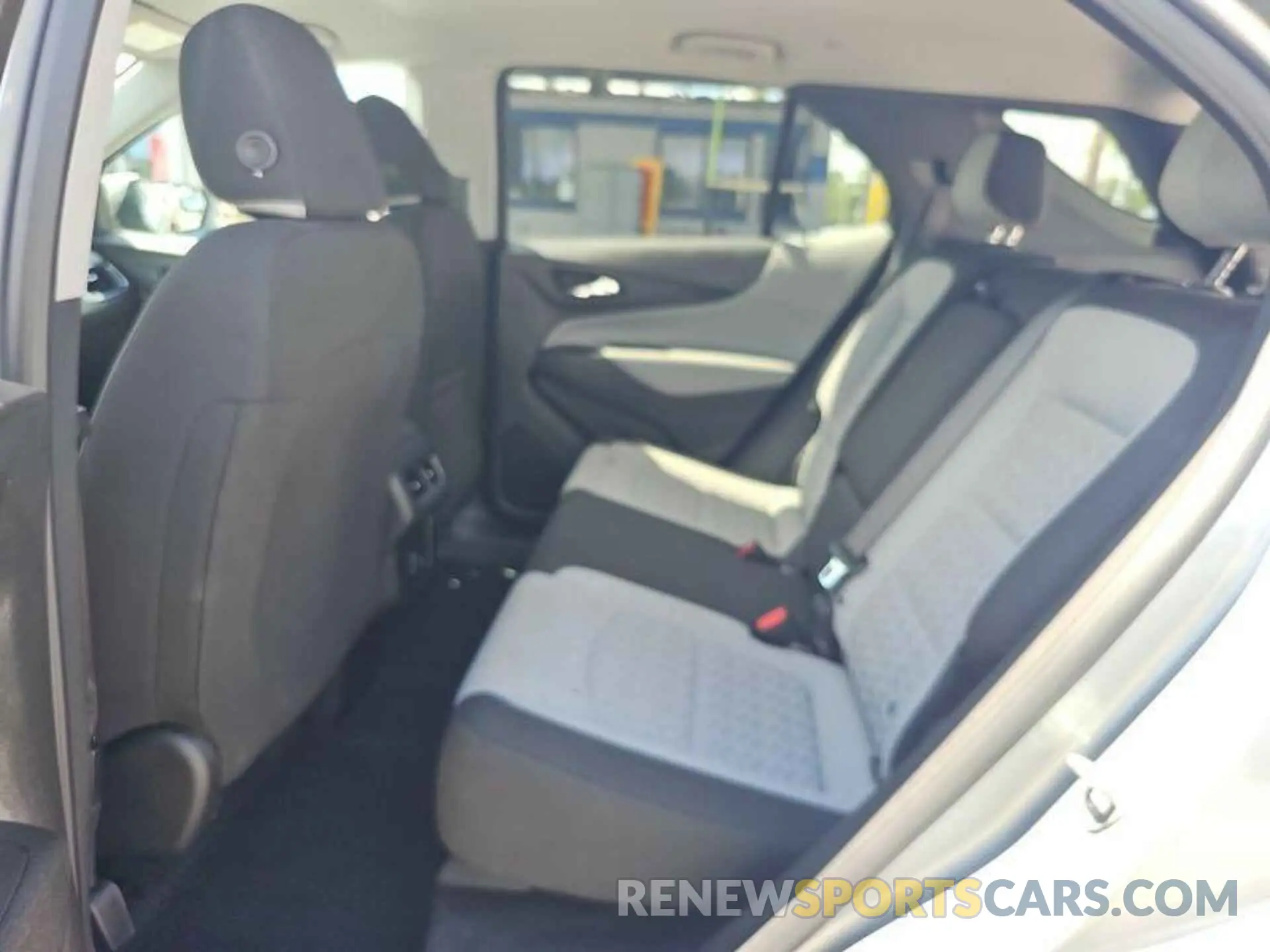 4 Photograph of a damaged car 3GNAXJEG6PL125780 CHEVROLET EQUINOX 2023